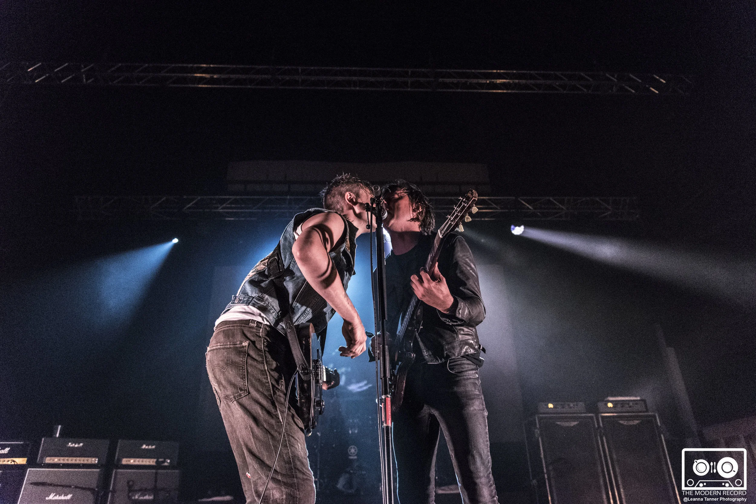 THE LIBERTINES PERFORMING TO SOLD OUT CROWD AT DUNFERMLINE'S ALHAMBRA THEATRE - 17/09/2017 PICTURE BY: LEANNA TANNER PHOTOGRAPHY