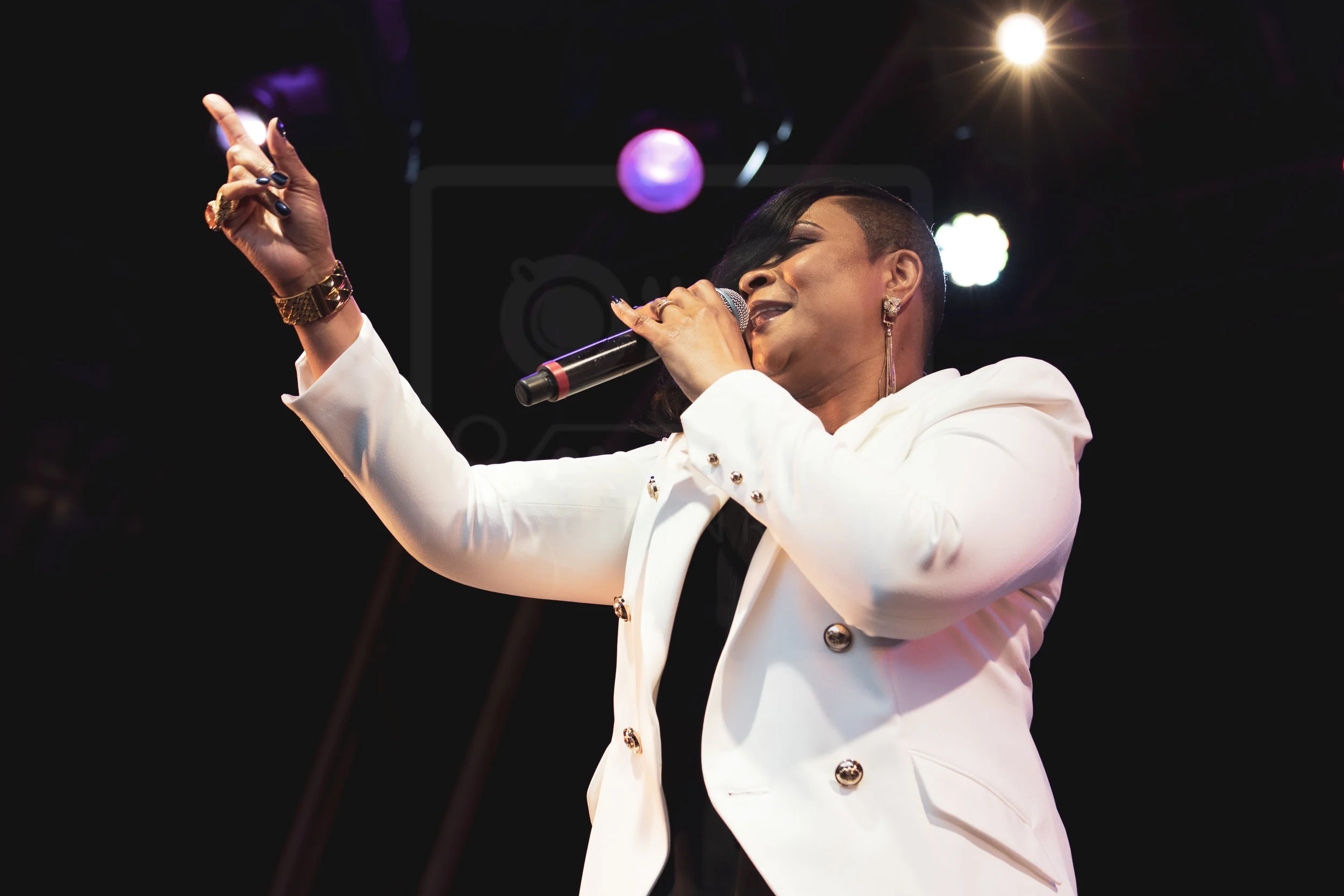 GABRIELLE PERFORMING AT PARTY AT THE PALACE 2018 - 11.08.2018 PICTURE BY: KENDALL WILSON PHOTOGRAPHY