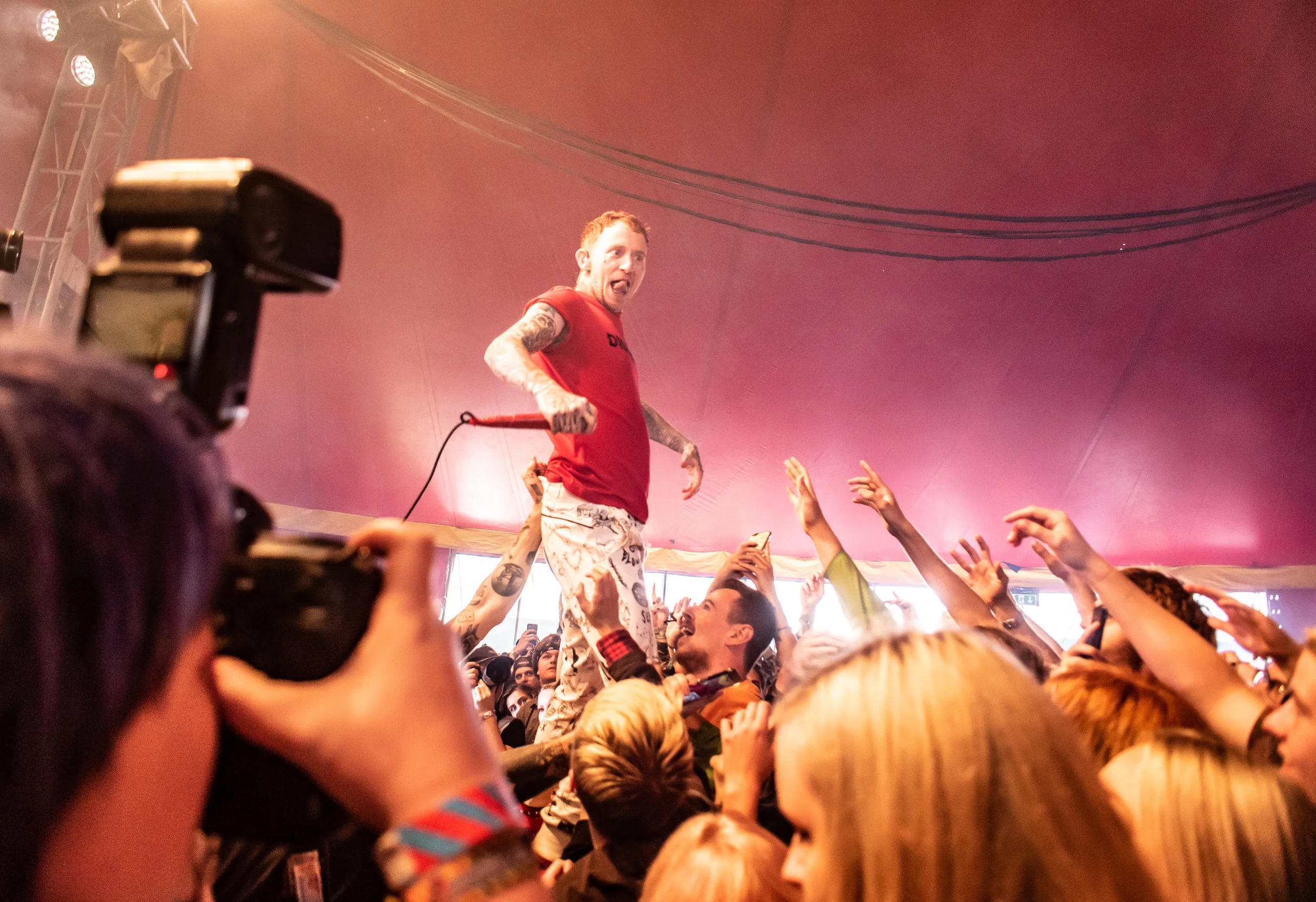 FRANK CARTER & THE RATTLESNAKES PERFORMING AT THE PIT TENT AS THIS YEAR'S SECRET SET AT LEEDS FESTIVAL 2018 - 24.08.2018 PICTURE BY: CALUM BUCHAN PHOTOGRAPHY