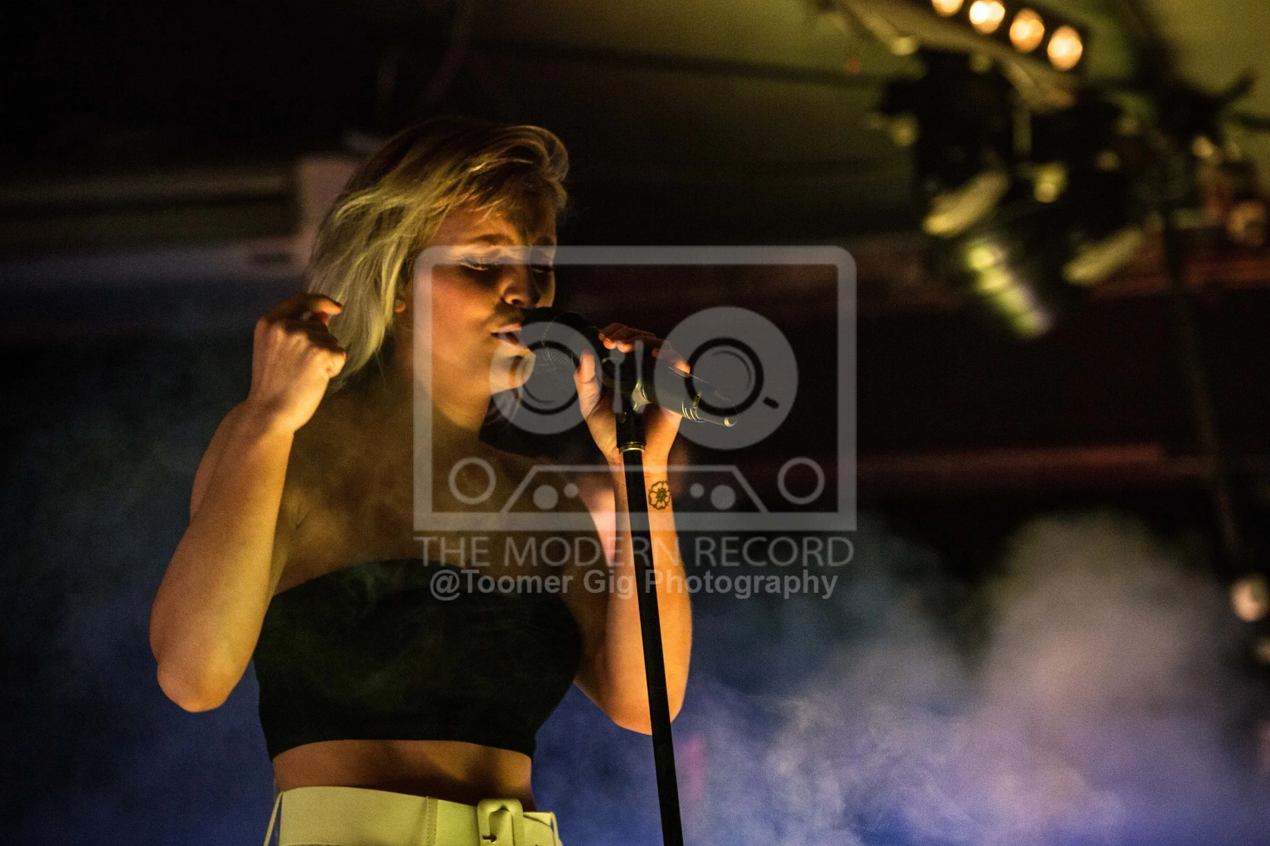 BETH MCCARTHY PERFORMING AT YORK FIBBERS - 08.03.2019 PICTURE BY: LAURA TOOMER @ToomerGigPhotography