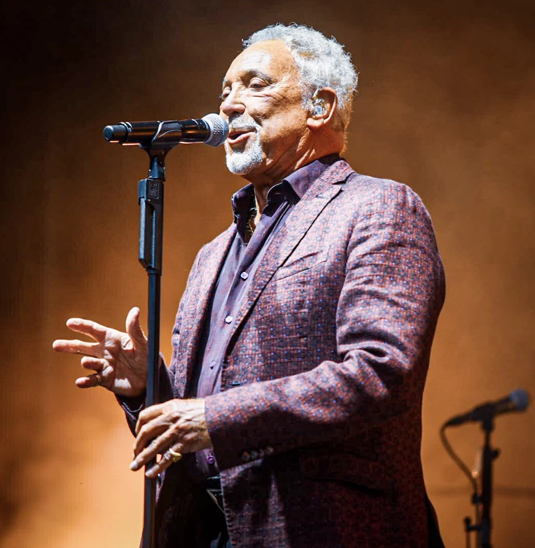TOM JONES PERFORMING AT SLESSOR GARDEN’S DUNDEE - 27.07.2019 PICTURE BY: CALUM BUCHAN PHOTOGRAPHY