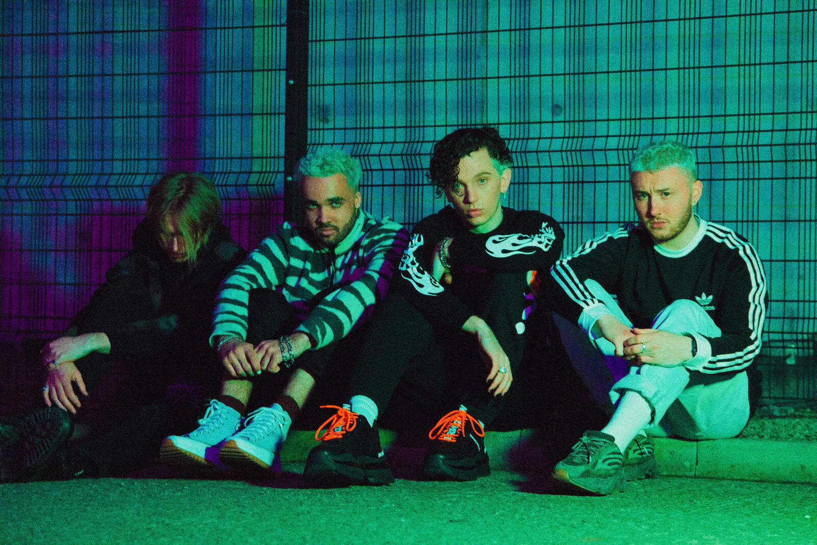 LARKINS SET TO FINALLY HIT THE ROAD THIS MONTH INCLUDING A SHOW IN NEWCASTLE UPON TYNE