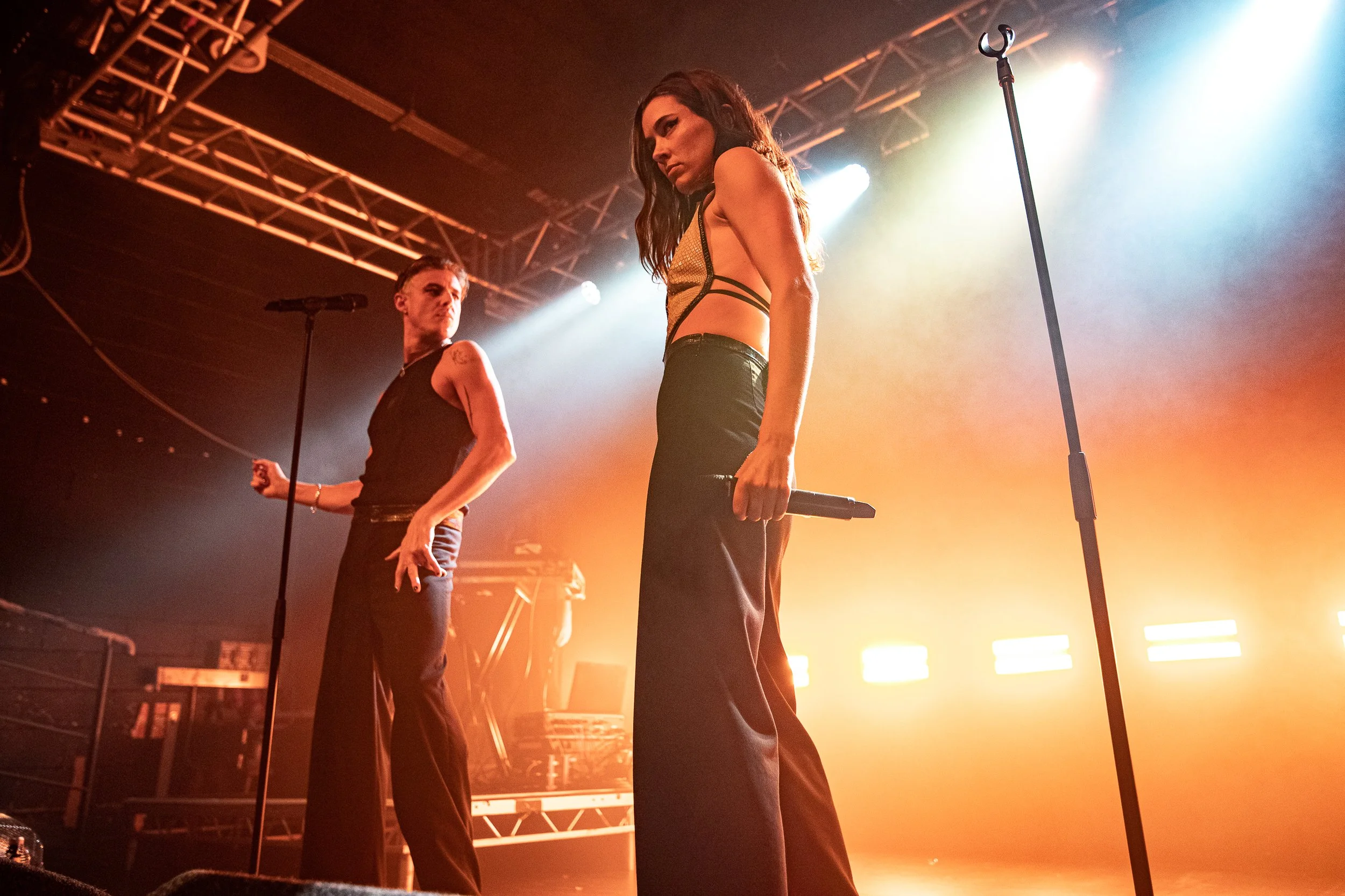 Confidence Man-6.jpg