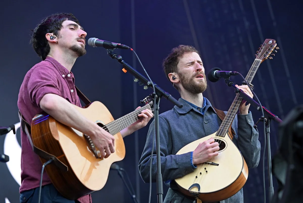 YE VAGABONDS 02.jpg