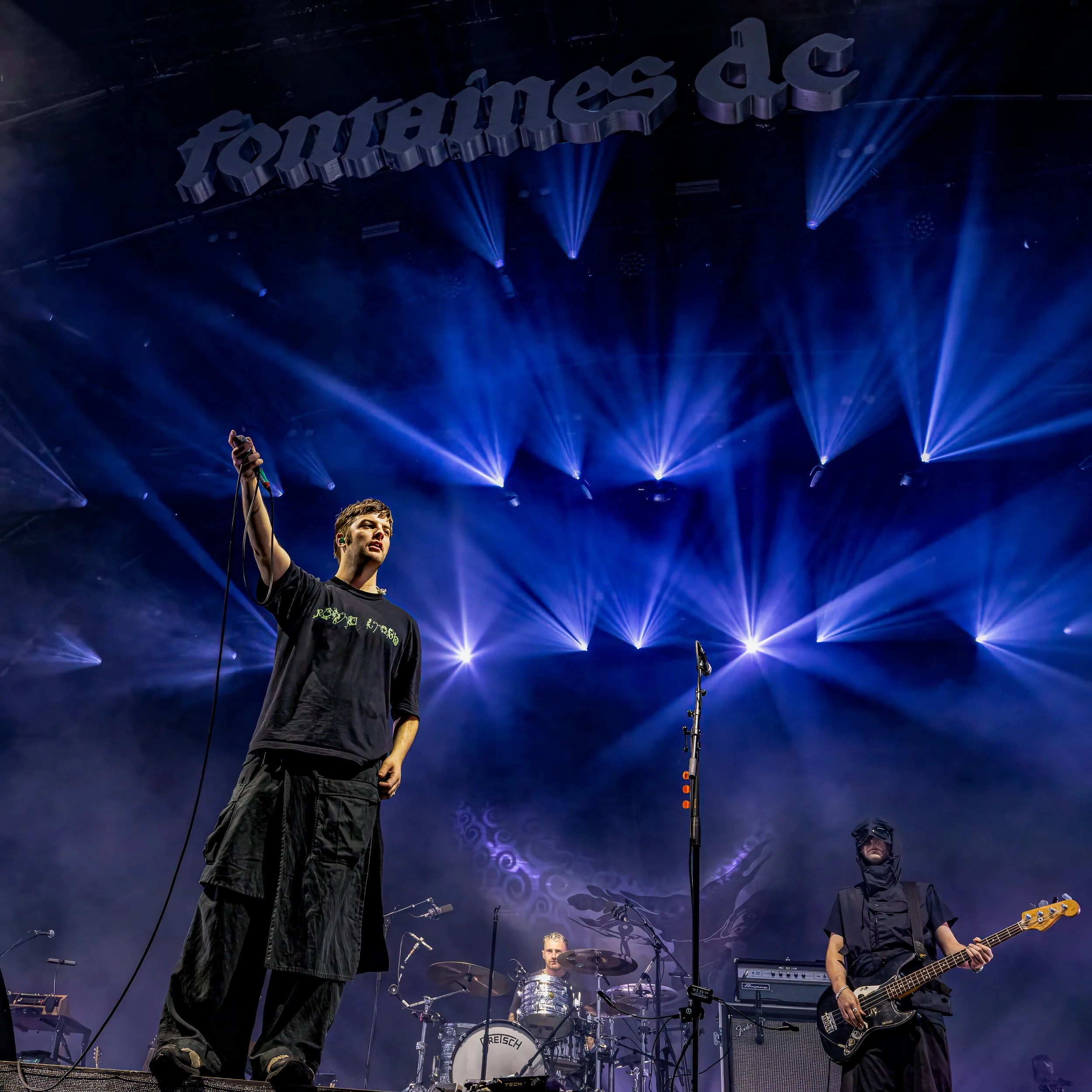 Fontaines DC-3.JPG