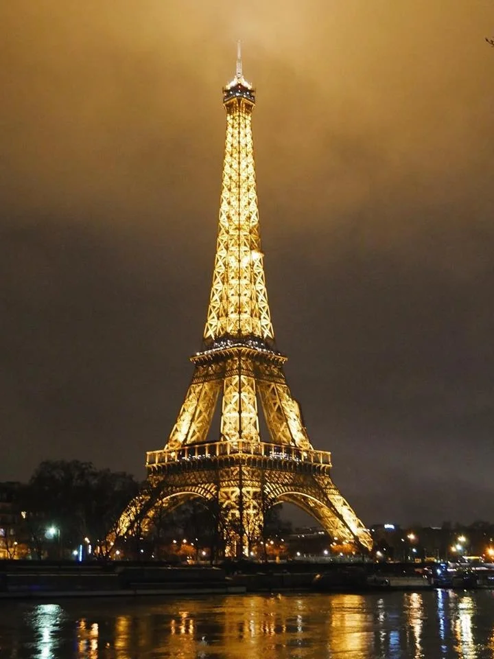 Eiffel-Tower.jpg