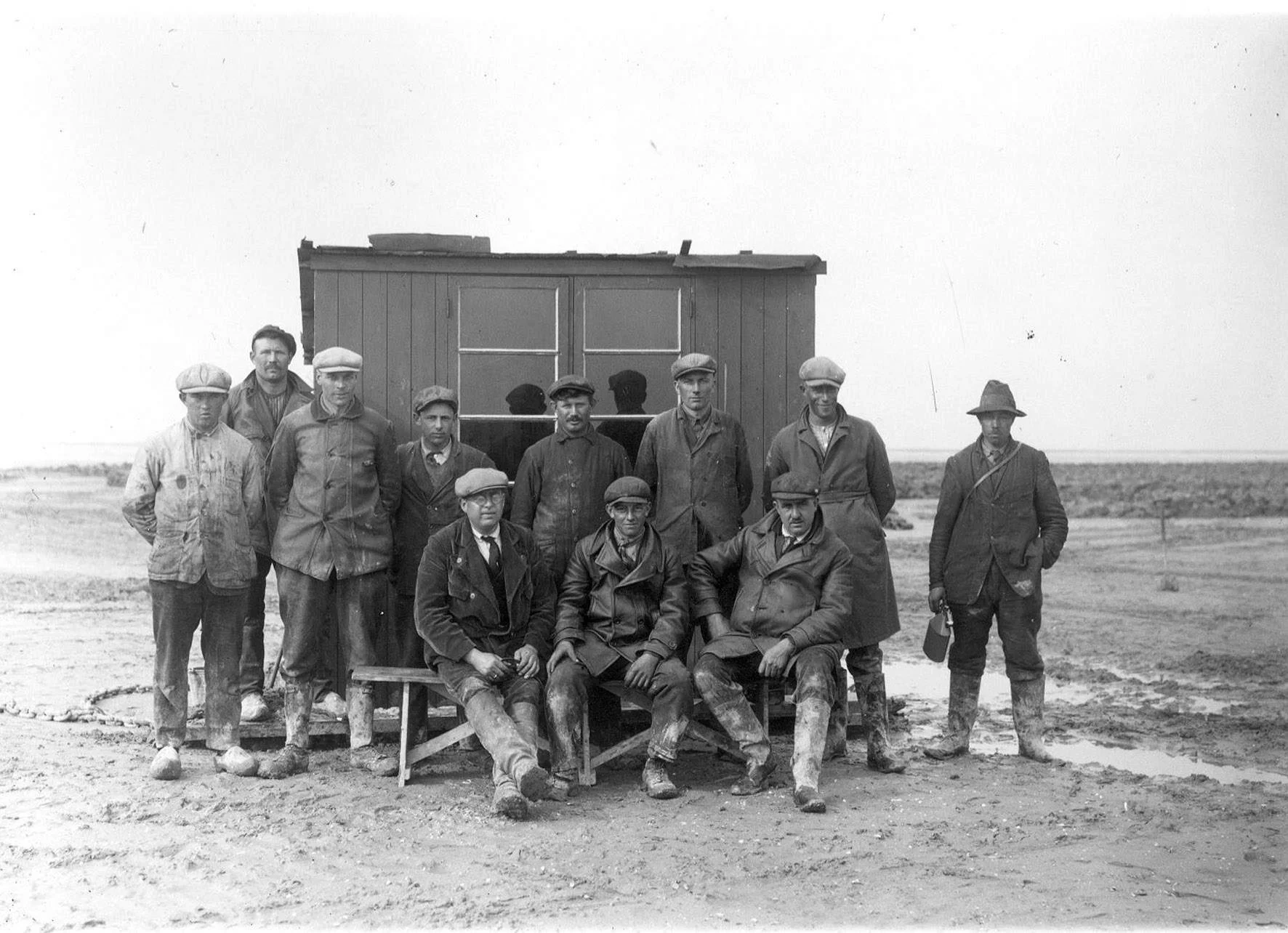 Polder workers' keet (Kate) lunchroom, in front the bosses