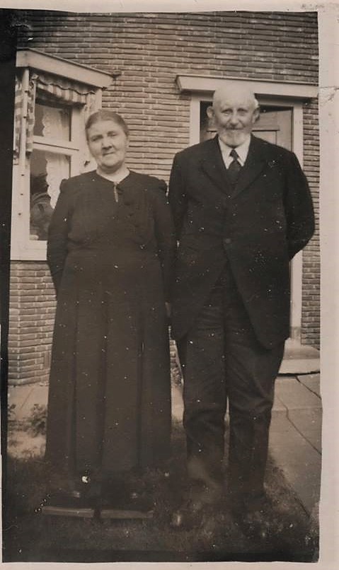 Pake Leffert and Beppe Deirkje