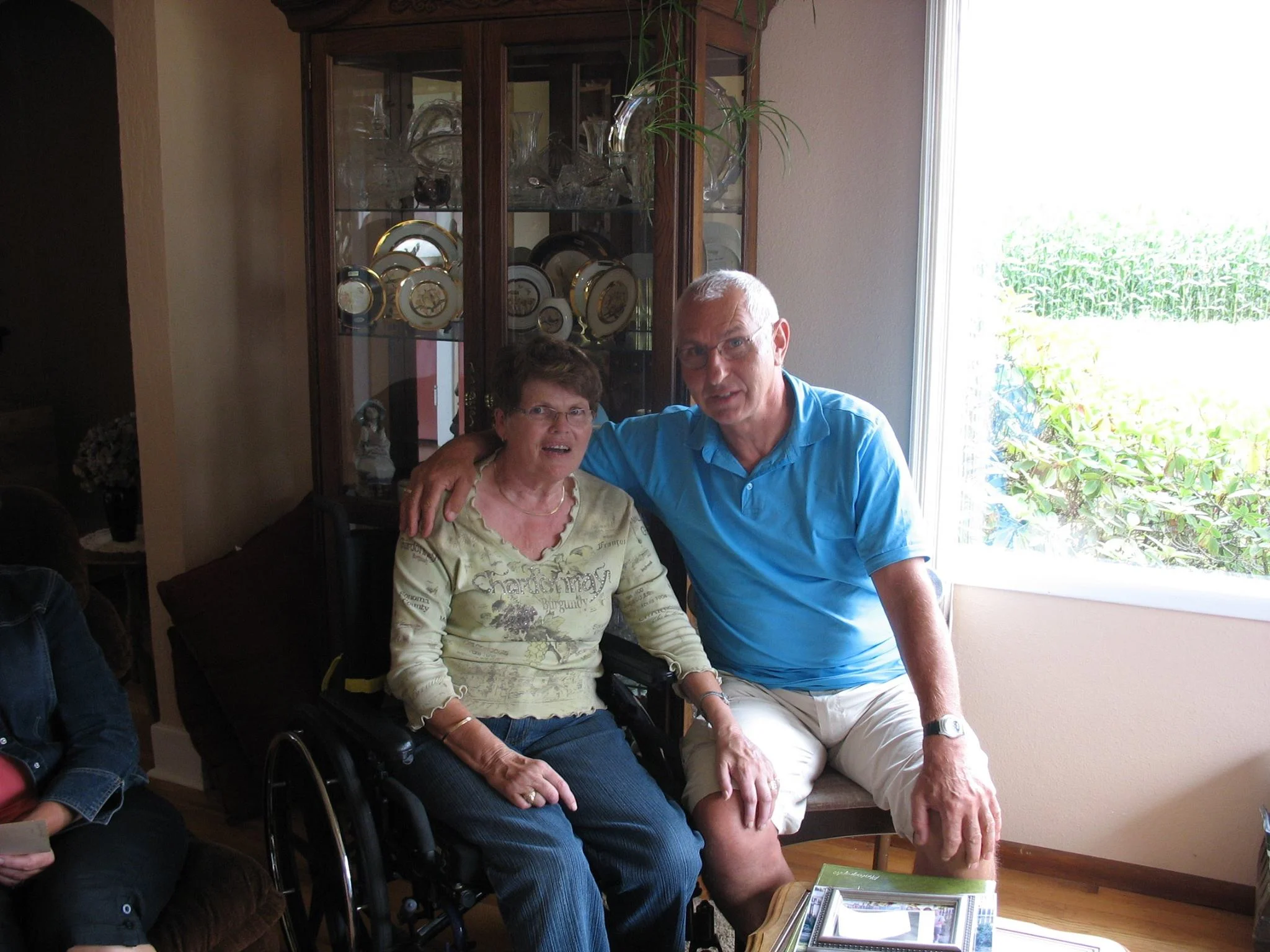 Now, this picture shows Anne and the SON of the of the onderduiker Roelof Maarhuis. I do not know his first name, but he is a Maarhuis alright, anyone can see that. This picture is taken in the farmhouse of Ben and Norma Maarhuis in Sumas, US, and as you probably noticed Anne is sitting cozily close to this long lost relative of her. Anne is telling there the story about the father who never saw his son to the son who never saw his father. She was the only one alive then to relate the stories to him. This meeting was a late high-lite in Anne's life as it certainly was in his as well.