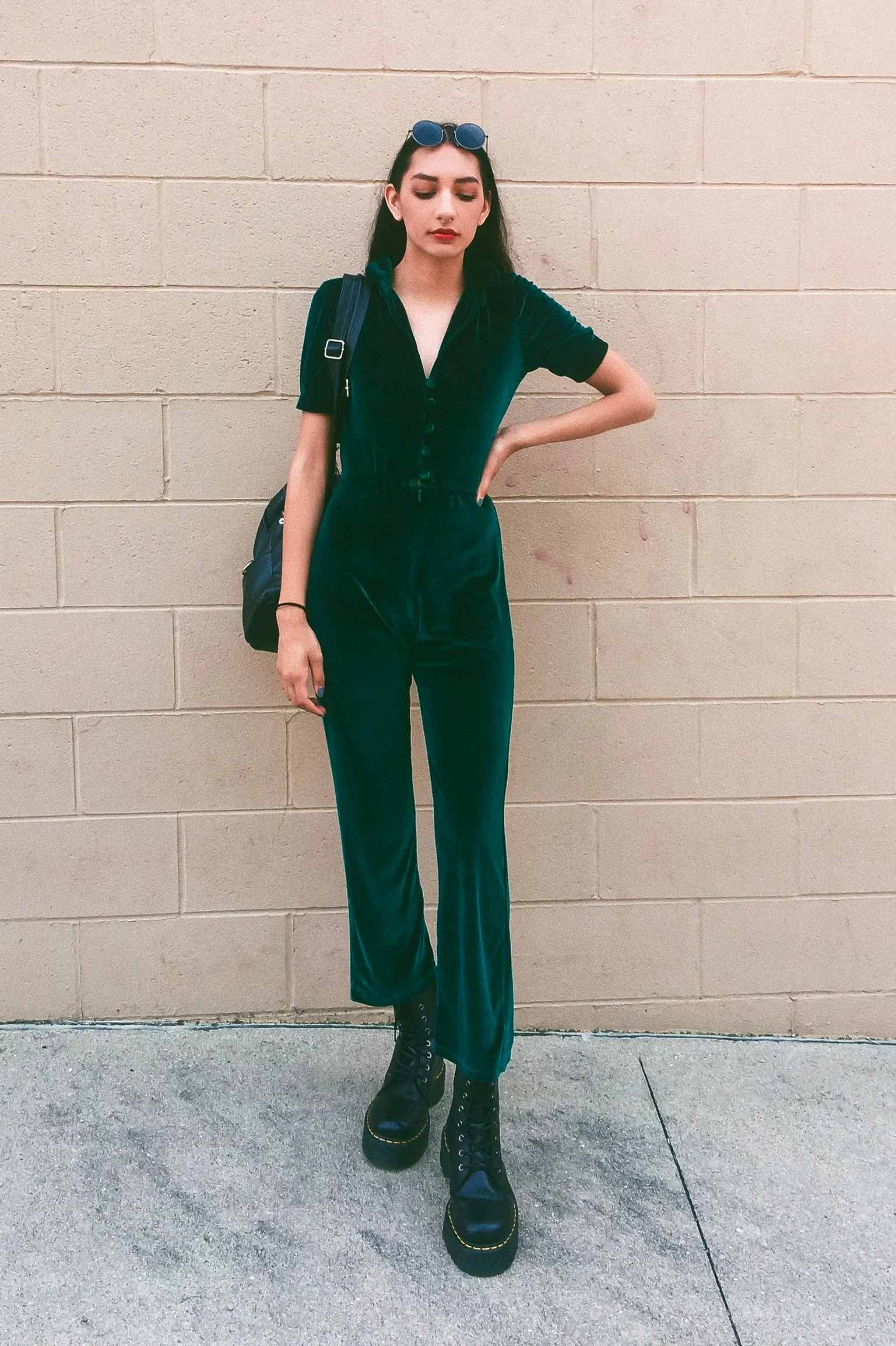 Perfect_velvet_jumpsuit_Aniyahlationn_3.jpg