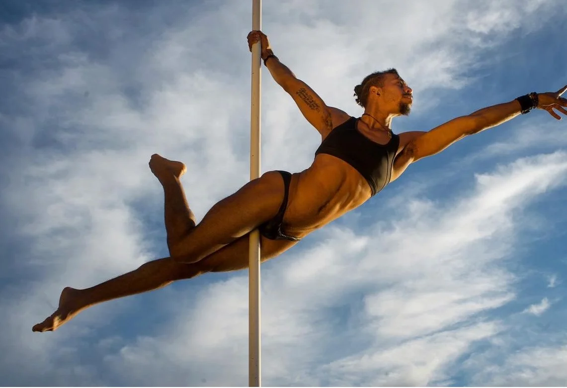 Bottom's Up Pole Brunch with Styxx!