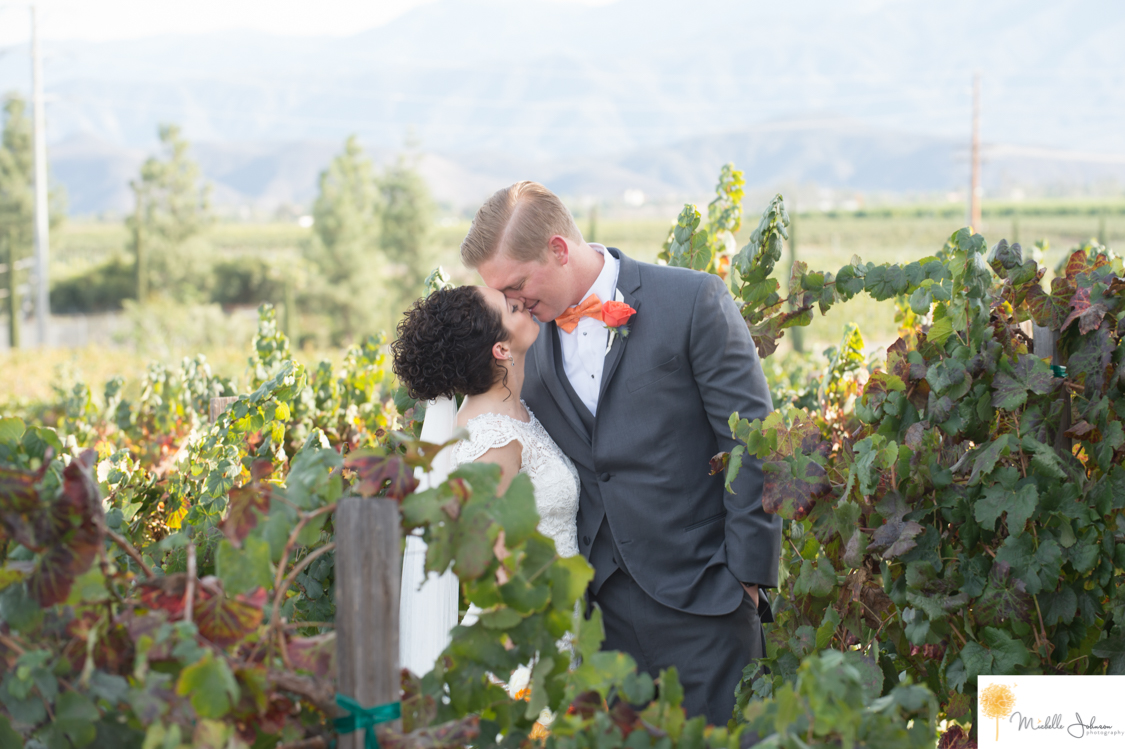 029montedeorowineryandvineyardweddingpictures.jpg