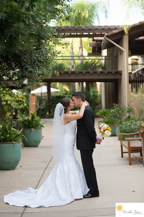 053doubletreebyhiltonclaremontweddingpictures.jpg