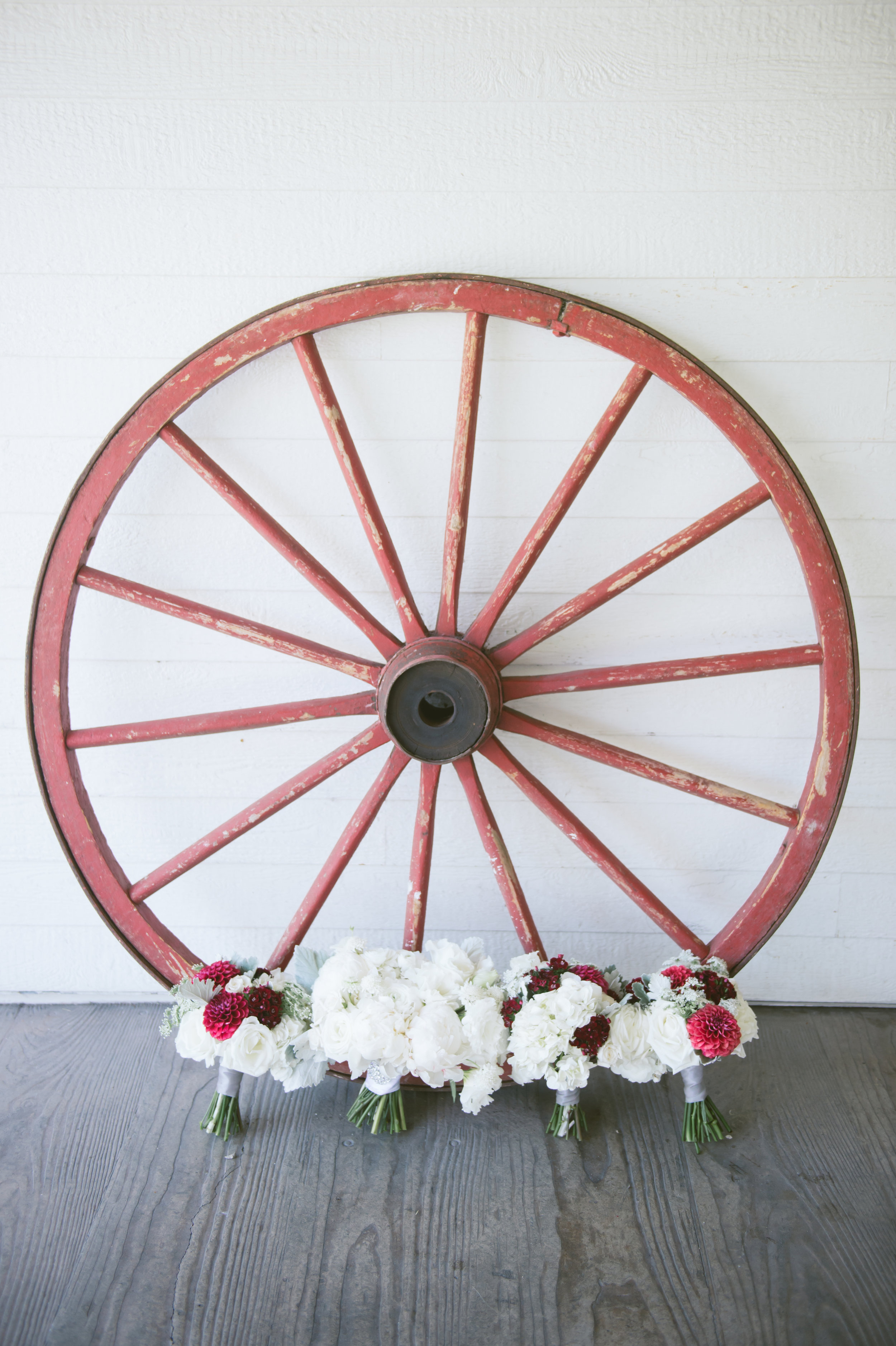 0003strawberryfarmsweddingpicturesmichellejohnsonphotography.jpg