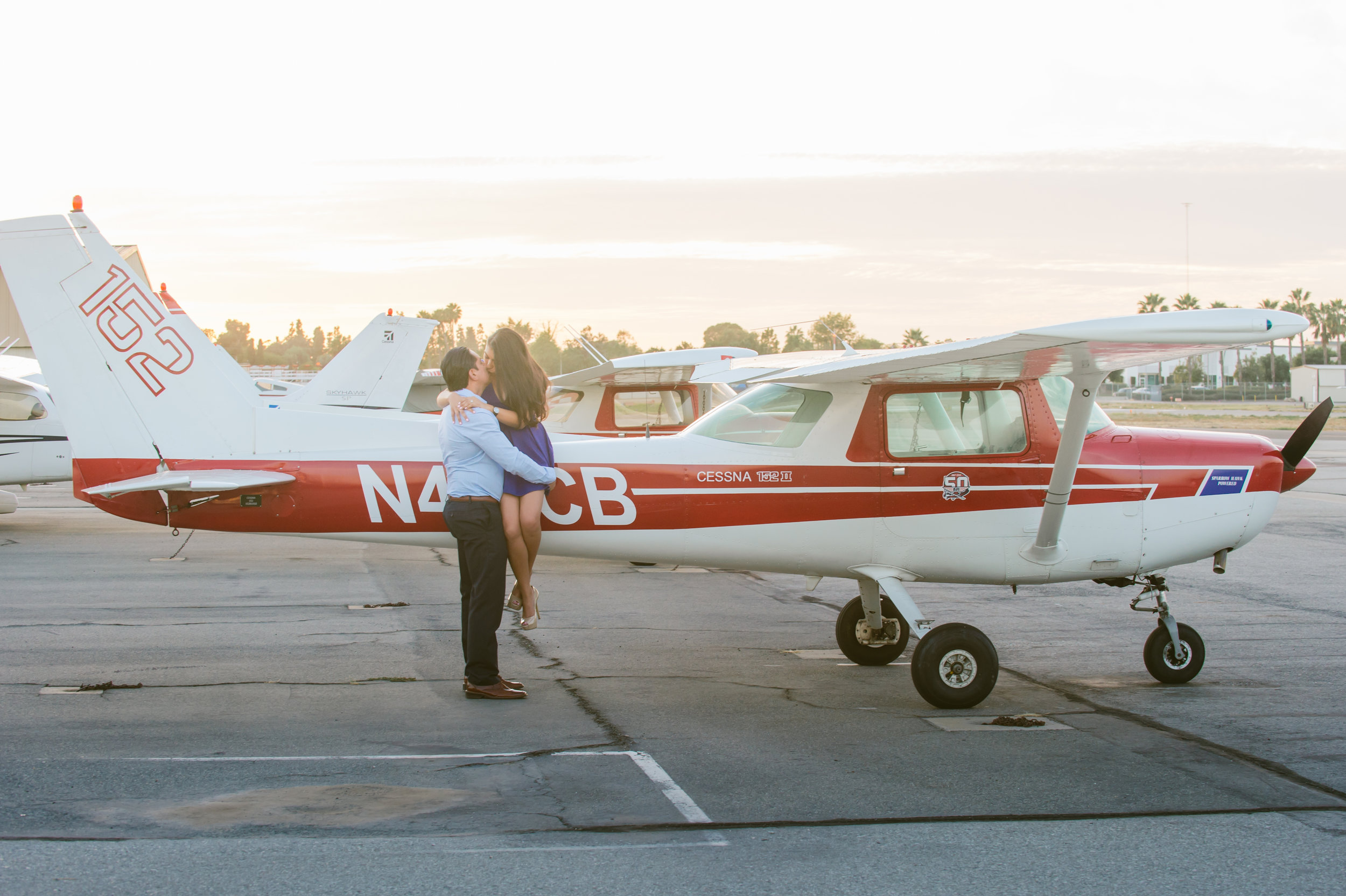 05Fullerton Airport Engagement Pictures.jpg