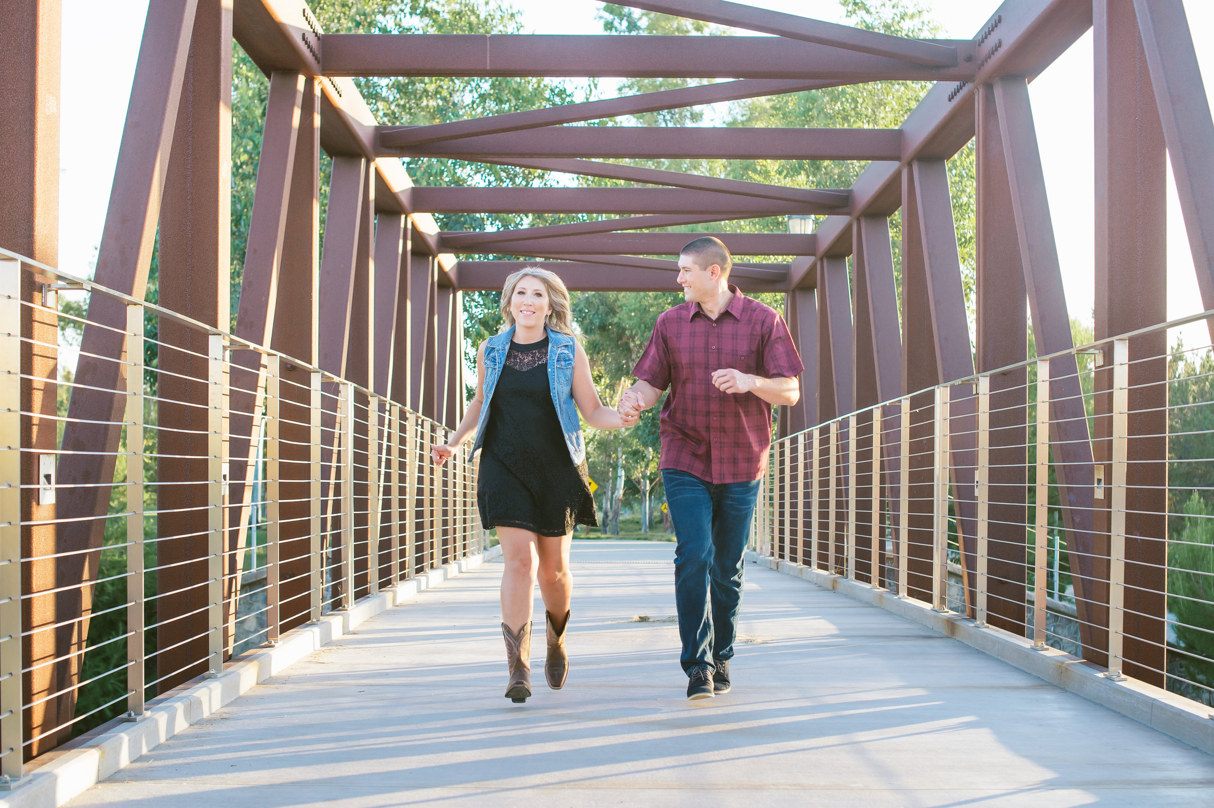 31jeffreyopenspacetrailengagementpicturesmichellejohnsonphotography.jpg