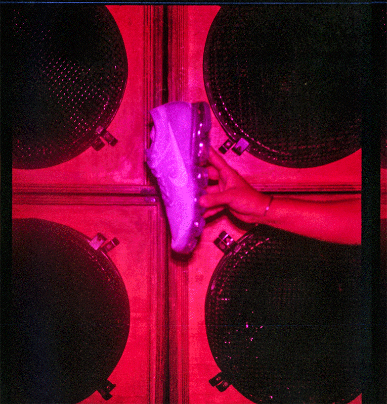 Metanol_GuidoArgel_NikeAirMax-57.gif