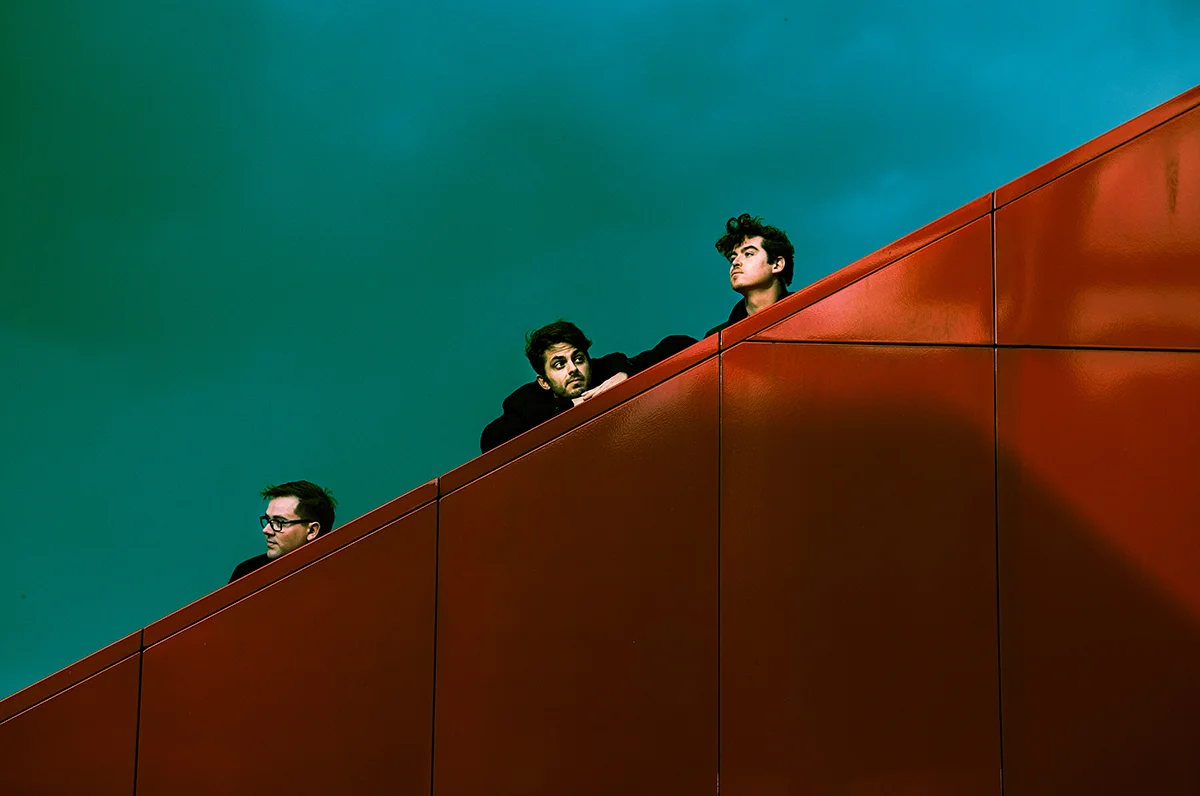 photo1_itunes-resized.jpg