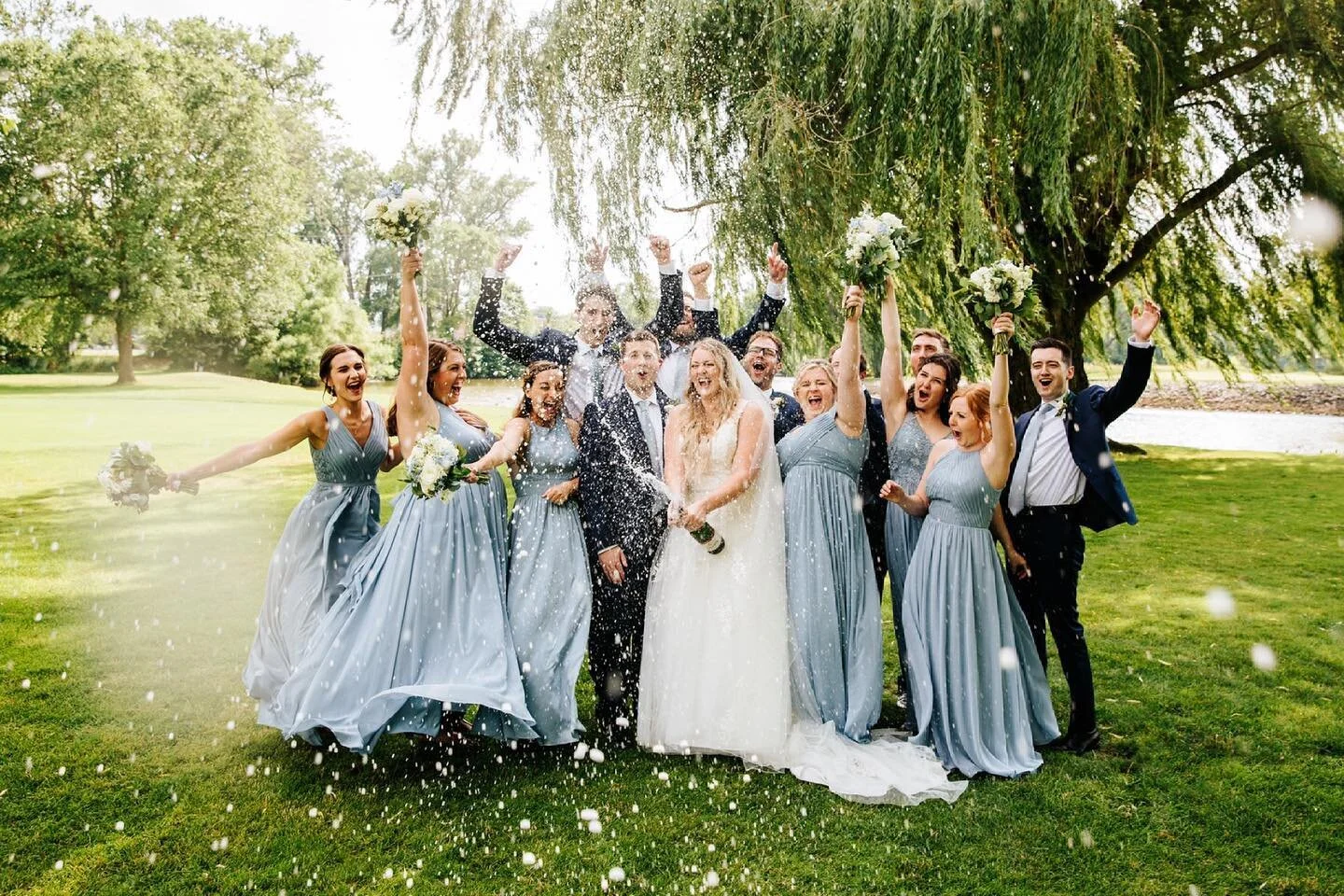 When you forget to tell the bride not to point the champagne bottle directly at your camera! Haha! I love this. CHAMPAGNE SHOWERSSSS!!! 🍾🍾🍾 Congratulations Mr. and Mrs. Krupa!! #hesbrides