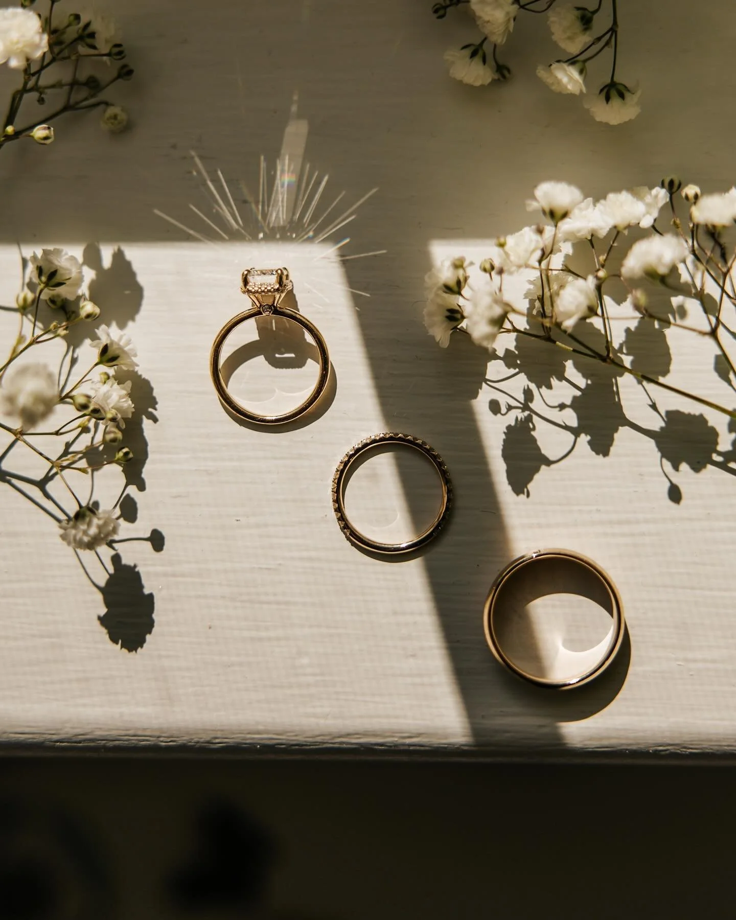 When you set the ring in the sunlight and all the sudden it says.. Hey! Lemme show you this cool trick! Umm..are you kidding!? I promise it’s not photoshopped, the ring did that all on its own! Everyone was so in awe over it! 
Only some of the