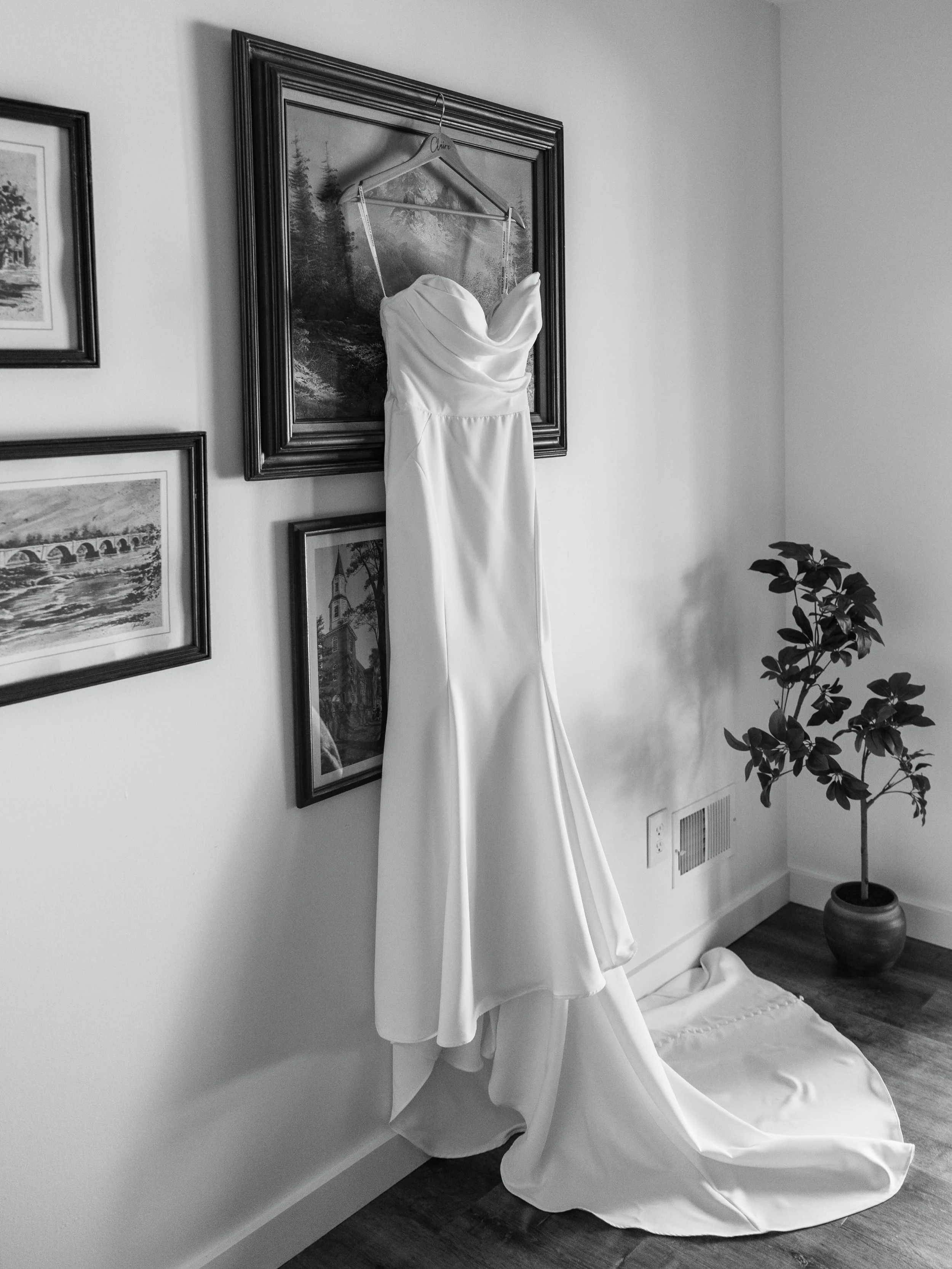A moment for the dress! 🤍