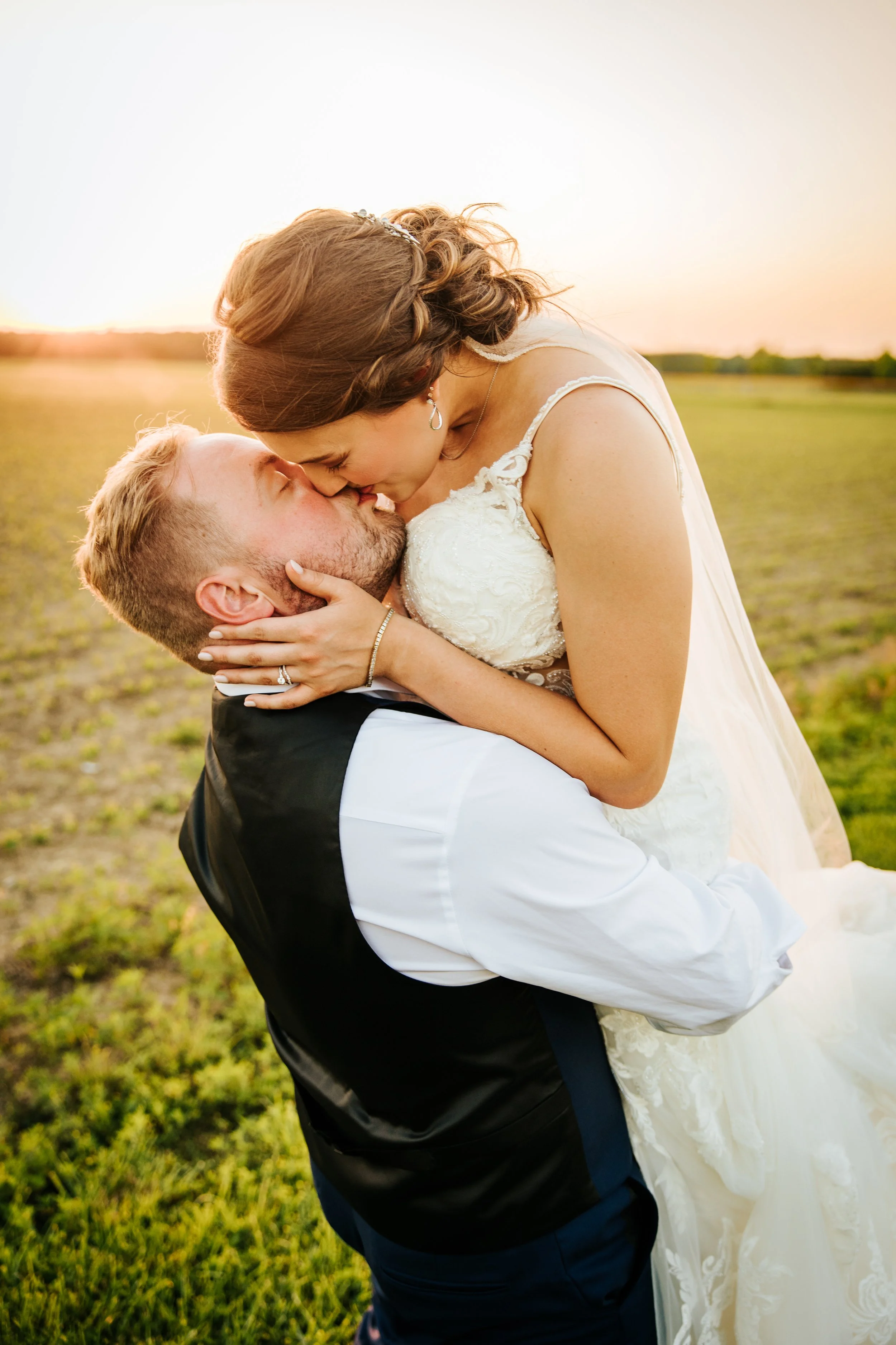 Meghan&Austin-Sneaks-79.jpg