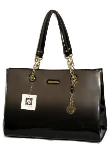 handbag-883113-218x300.jpg