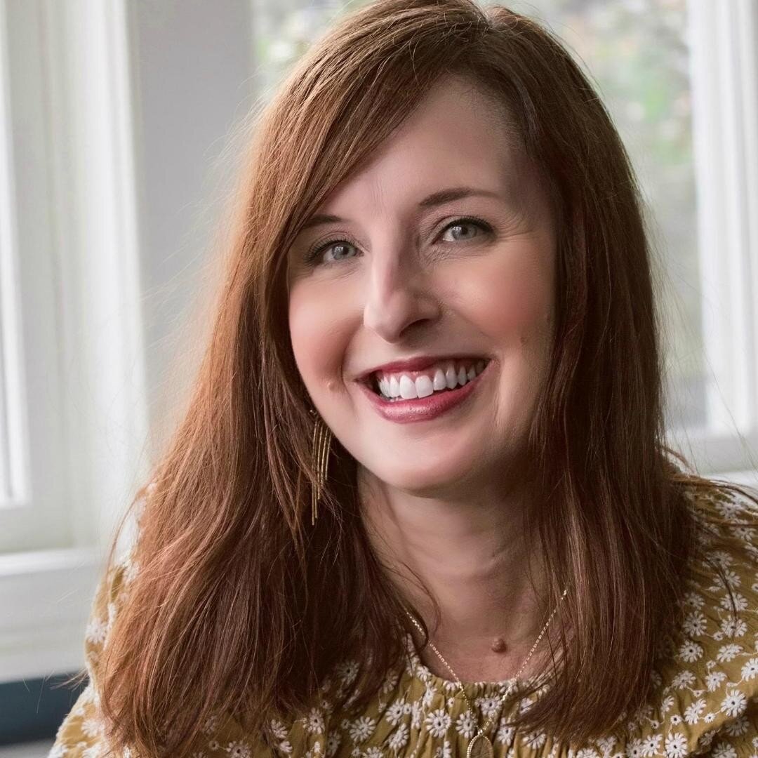 I'm seeing lots of new faces around here and it's been awhile, so let's do #FridayIntroductions!⠀
&bull;⠀
👩&zwj;💻 I'm an SEO strategist based in Saratoga Springs, NY. I&rsquo;m on a mission to help entrepreneurs get their business found by Google.⠀