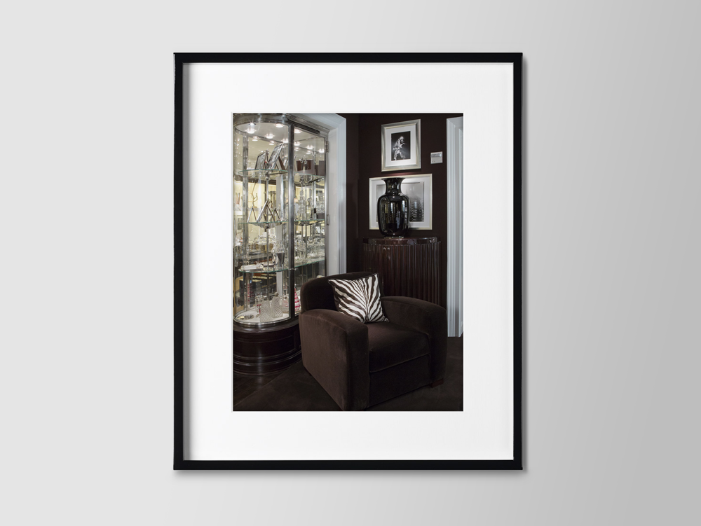 design work included sourcing gallery artwork, negotiating consignment contracts, and room merchandising