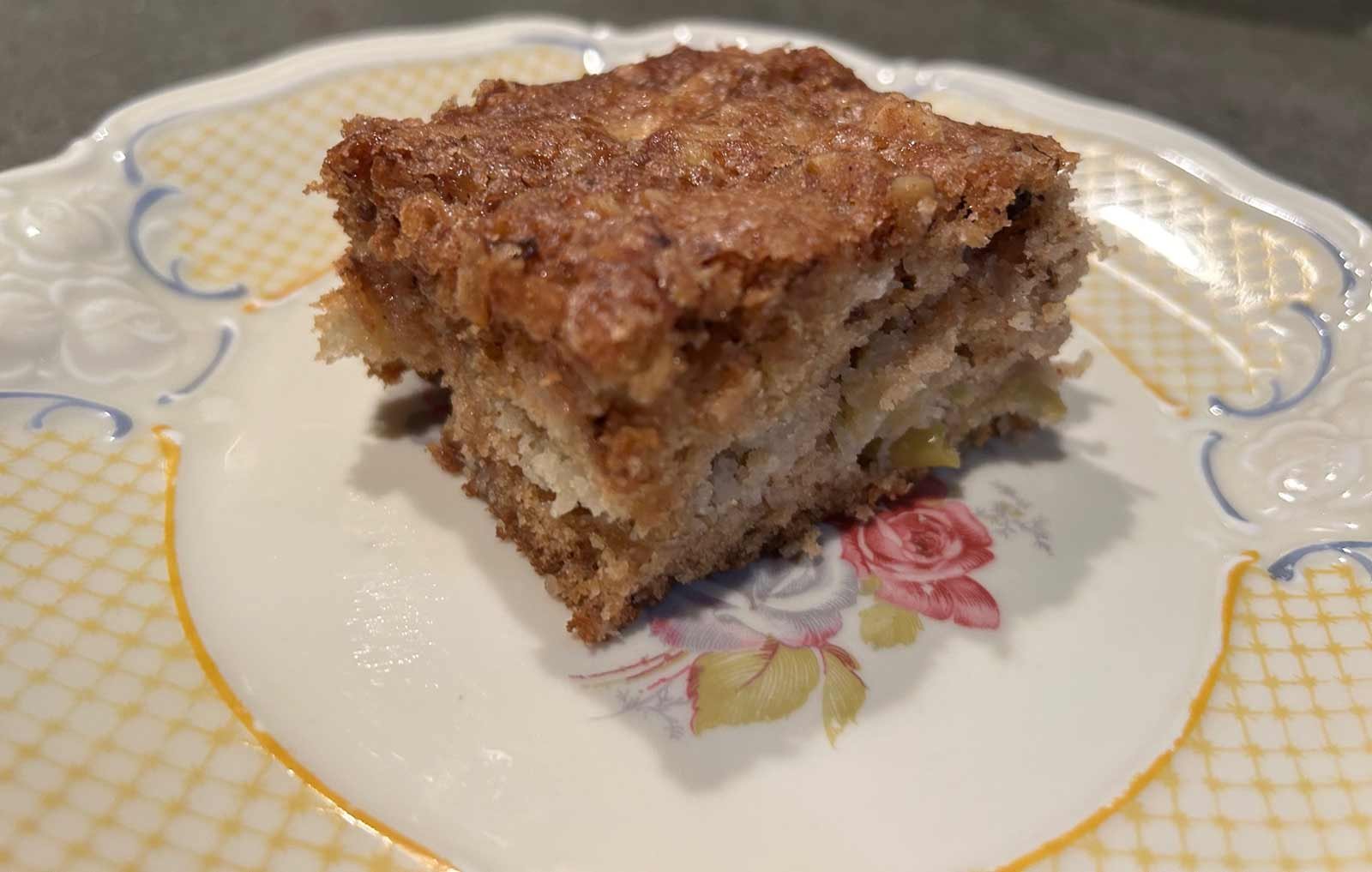 Apple Crumble Coffee Cake