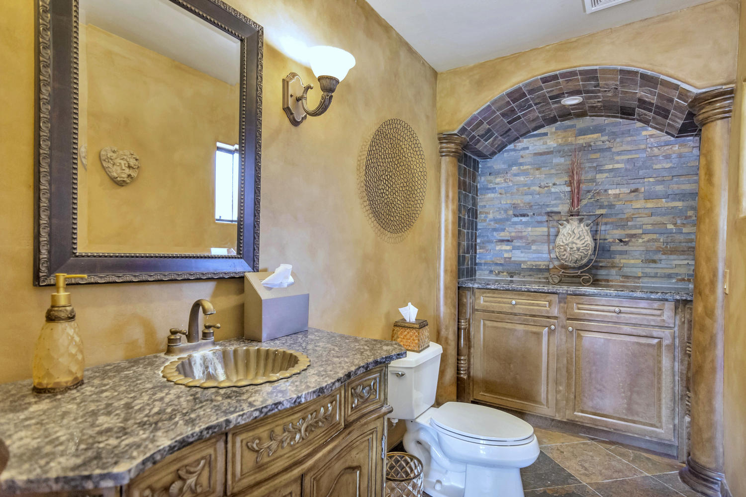 4012 E Claremont Ave-large-034-29-Powder Room-1500x1000-72dpi.jpg