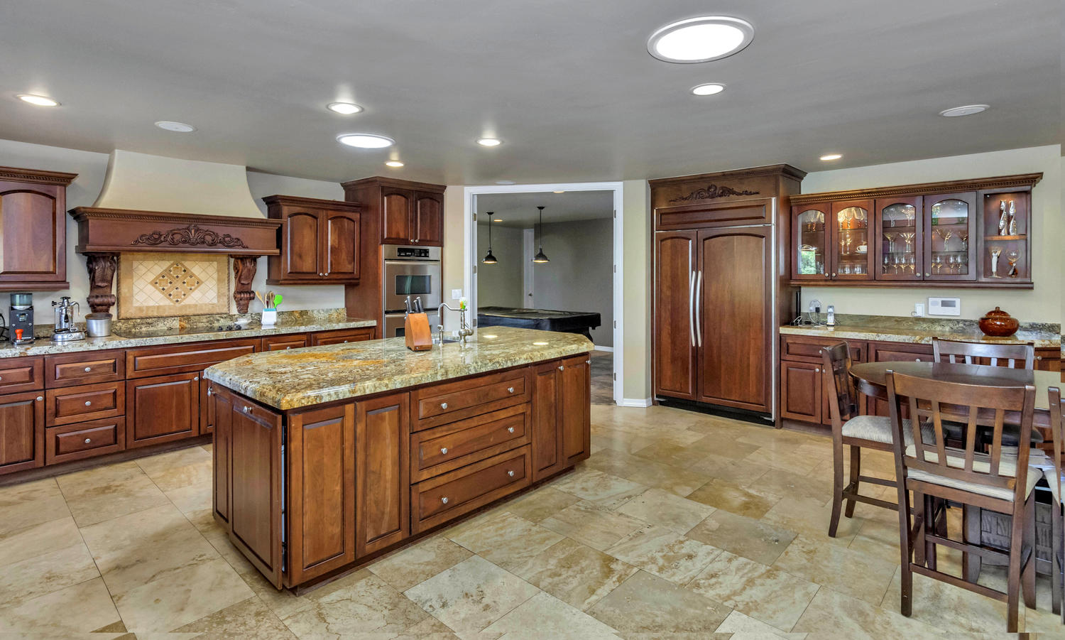 4012 E Claremont Ave-large-017-14-Kitchen-1500x902-72dpi.jpg