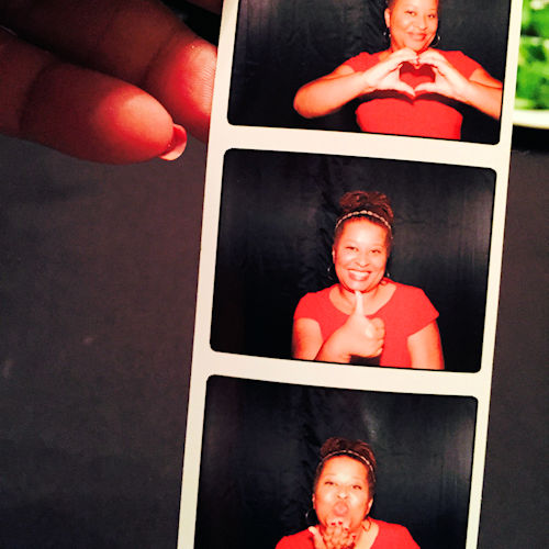 PHOTO BOOTH RENTALS The Foto Bar theawesomatic.com Fizzy Cat Photo Booth facebook.com/fizzycatphotobooth
