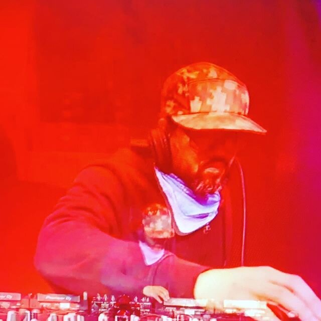 Elevating the live stream game. Get at me.
#greenerich #revibe #nyc #quarantunes