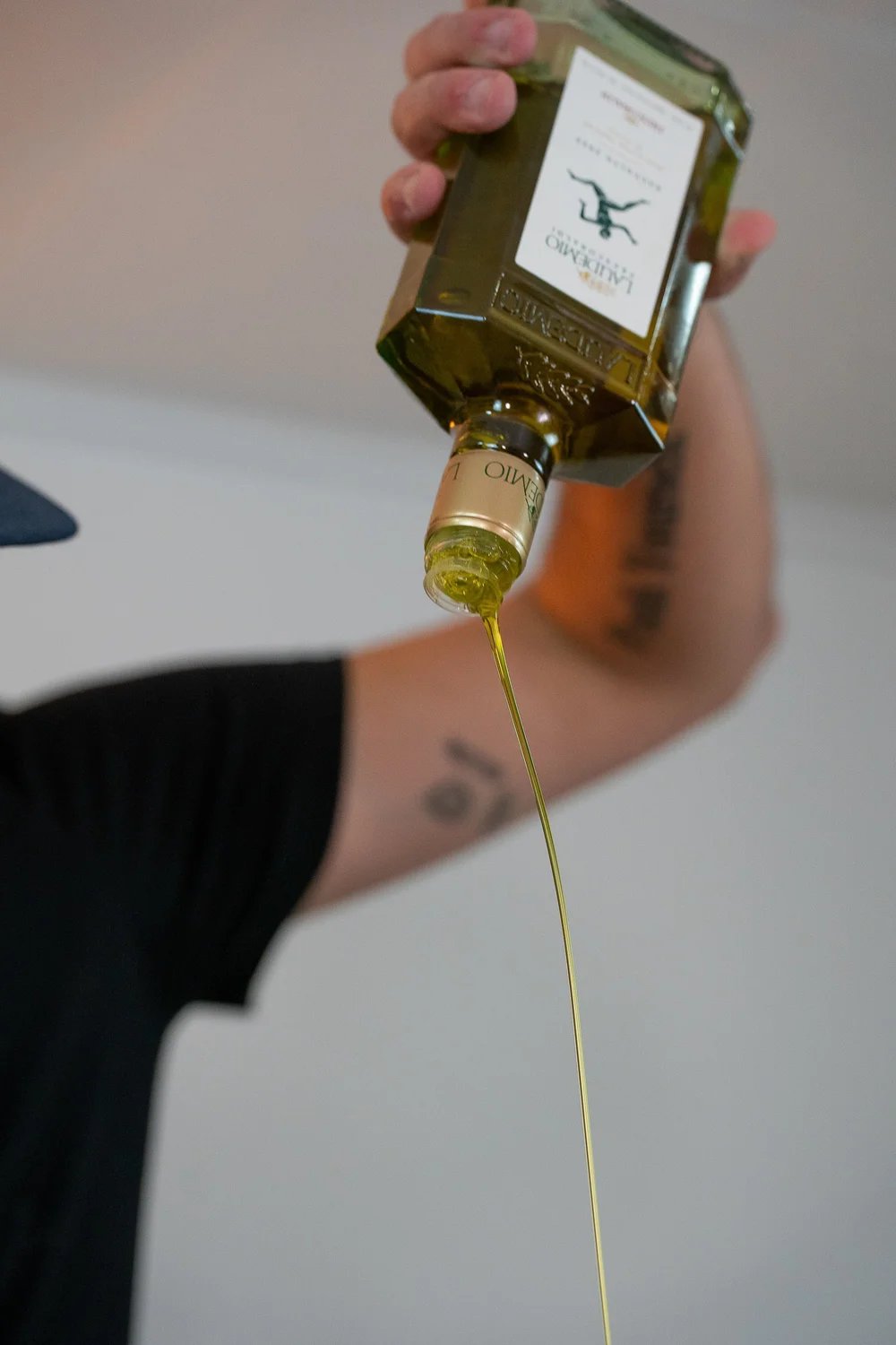 Restaurant interior atmosphere and mood, Pittsburgh restaurant interior photography by Ian Jones, ISJDESIGNS