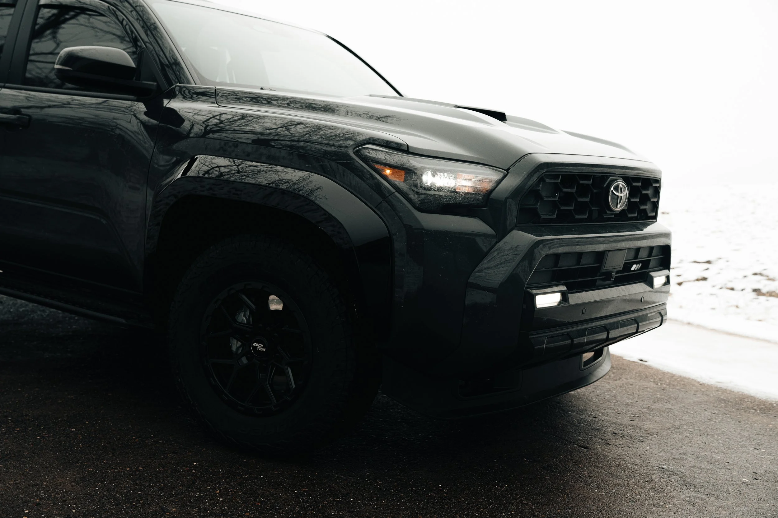 2025 Toyota 4Runner TRD Sport with RockTrix wheels, Cooper Discoverer Road and Trail 265/70R17 tires, Rough Country stance upgrades, and OEM+ 6th gen 4Runner build photography by Ian Jones.