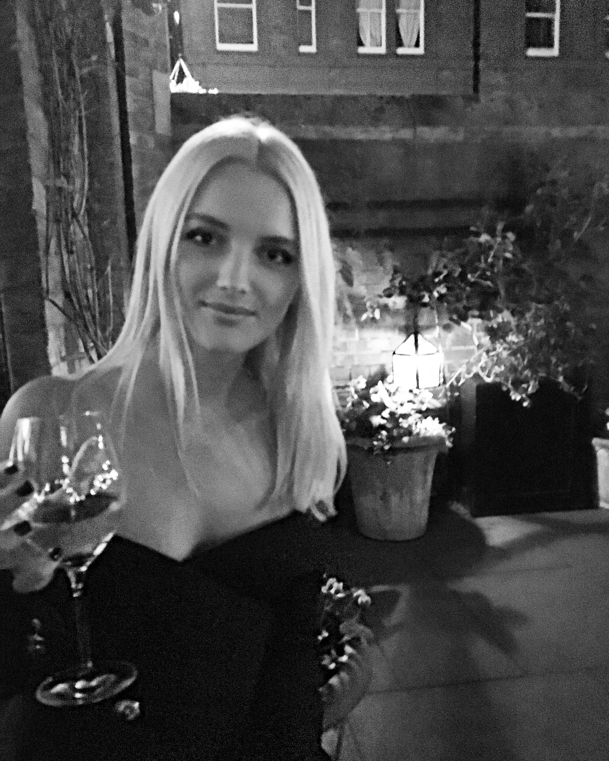 FIRST NIGHT IN LONDON AT THE SUPER DOOPER AMAZING CHILTERN FIREHOUSE .