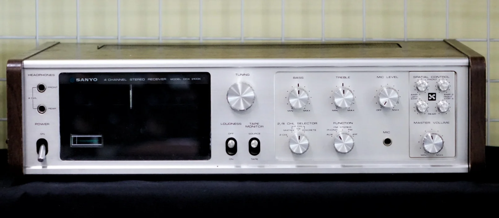 Vintage Sanyo DCX-4100 K 4 Channel Amplifier Tuning range: FM, MW Power output: 50 watts per channel into 8Ω (stereo) Frequency response: 20Hz to 20kHz Input sensitivity: 2mV (MM), 180mV (DIN), 180mV (line) Output: 180mV (line), 35mV (DIN) Speaker load impedance: 8Ω (minimum) Dimensions: 435 x 145 x 350mm Weight: 12kg $325