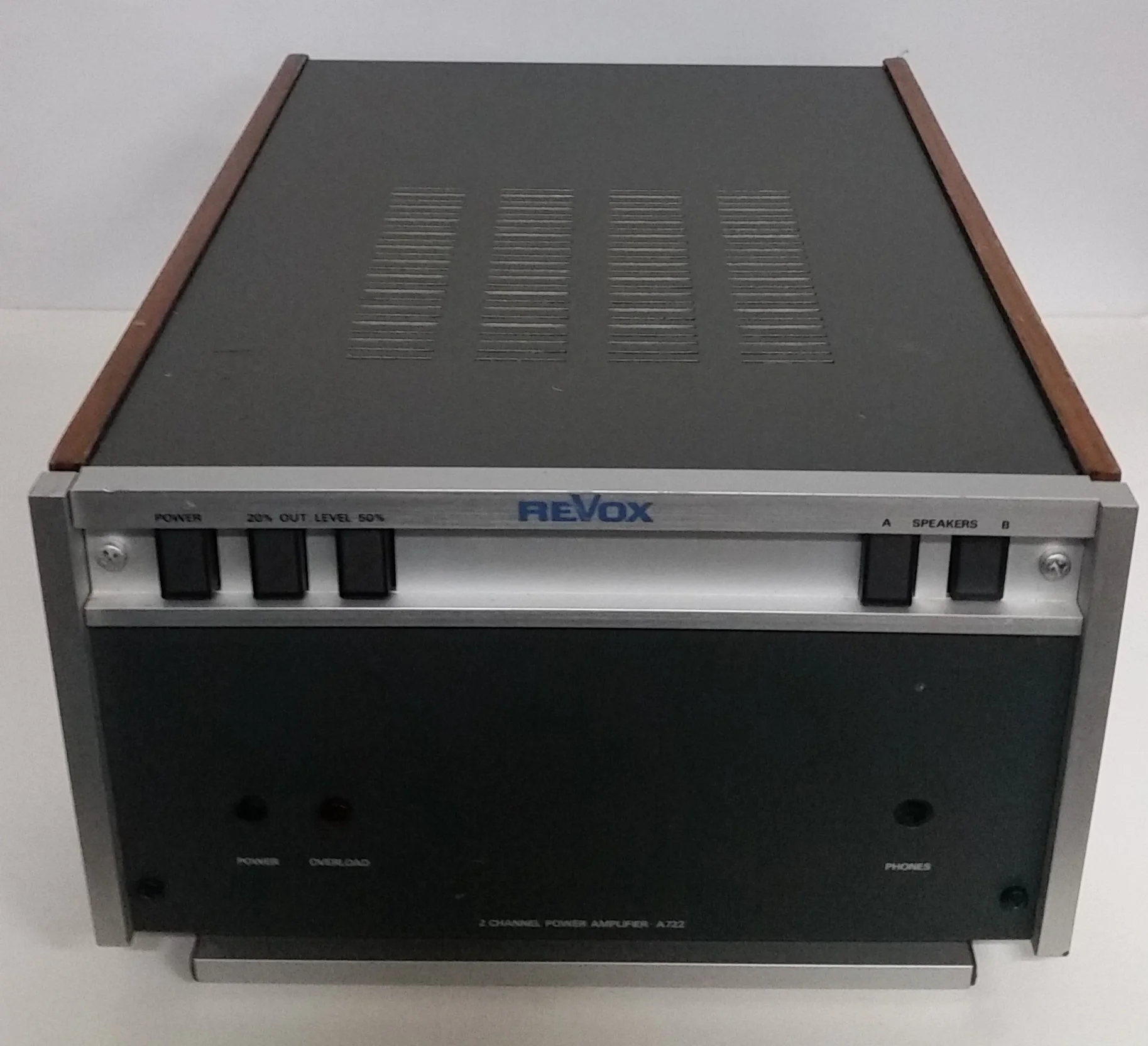 Revox A722 two channel power amplifier Made in Germany Specifications: Manufacturer: Willi Studer/Revox, Germany Inputs: 775 kohms mV/20 RMS power: 2 x 60 watts into 4 ohms, 2 x 45 watts into 8 ohms Music power: 2 x 90 watts at 4 ohms Intermodulation 250 Hz/8000 Hz 4/1 at rated power: <0.3% Frequency response over all: 20-20000 Hz Outputs: Speakers: 4, 4 ohms, headphones: 1 Dimensions: 240 x 151 x 315.5 mm Weight: 8.9 kg $595