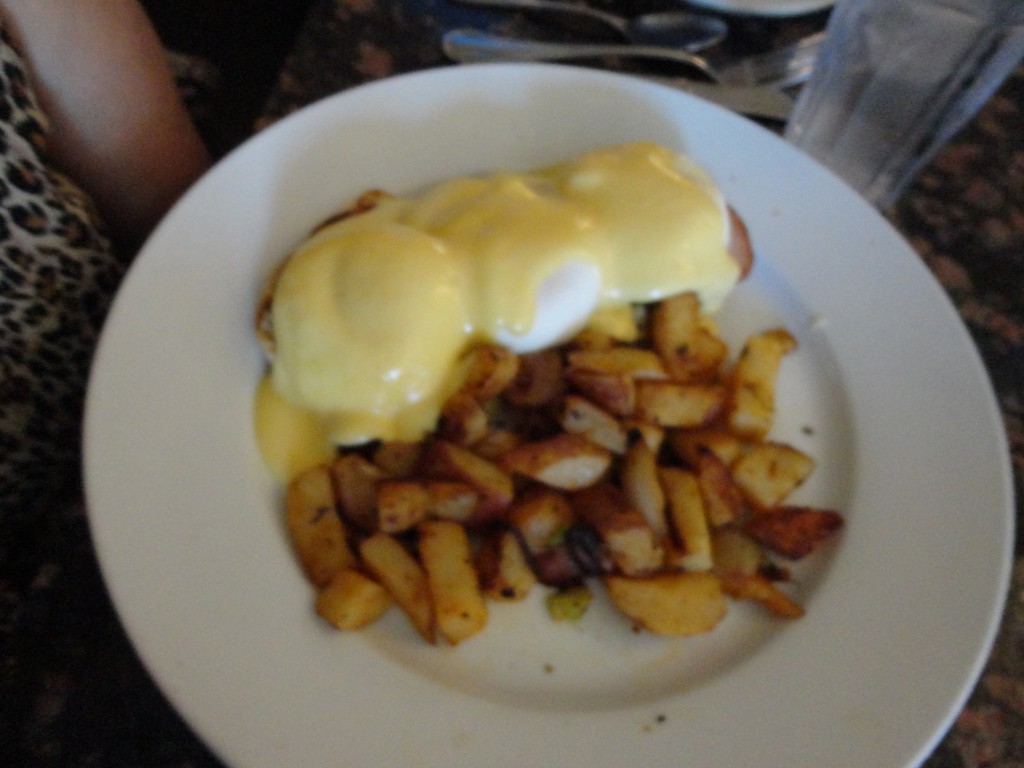 Classic Eggs Benedict