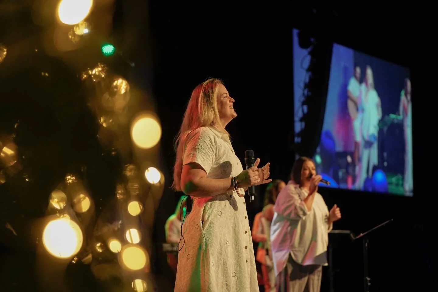 What a powerful service today! ✨

He is the One who saves, the One who restores, and the Creator of our lives 🤍
There is no greater name, no safer place, and no deeper love than His 🙏🏼
All glory to Jesus, our hope, our Savior, our King 🙌

Have a 