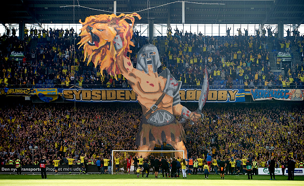 En af de mest berømte tifoer til et derby-opgør. Foto: Getty Images/Lars Rønbøg