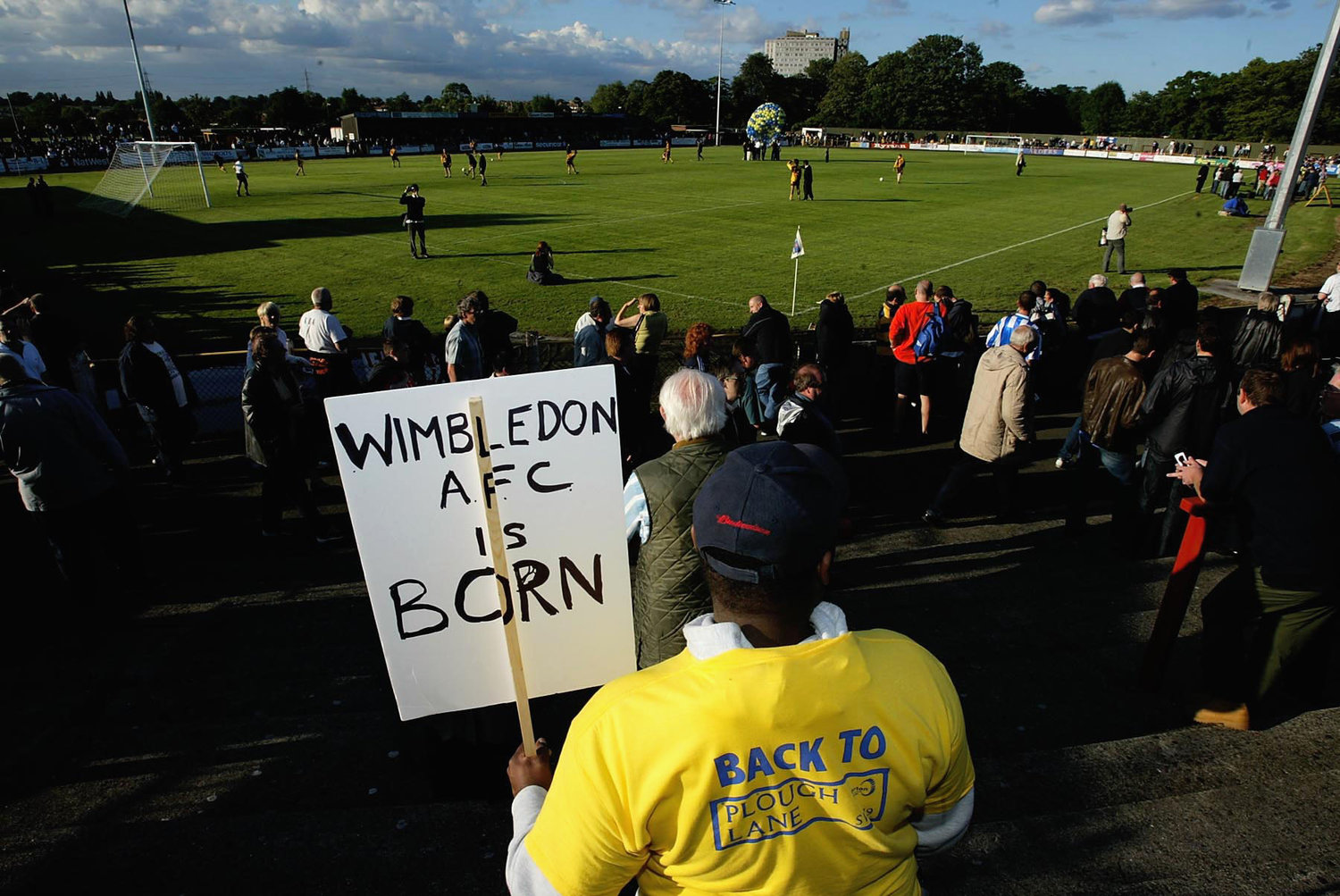 AFC Wimbledons allerførste kamp - en venskabskamp mod Sutton. Foto: Getty Images