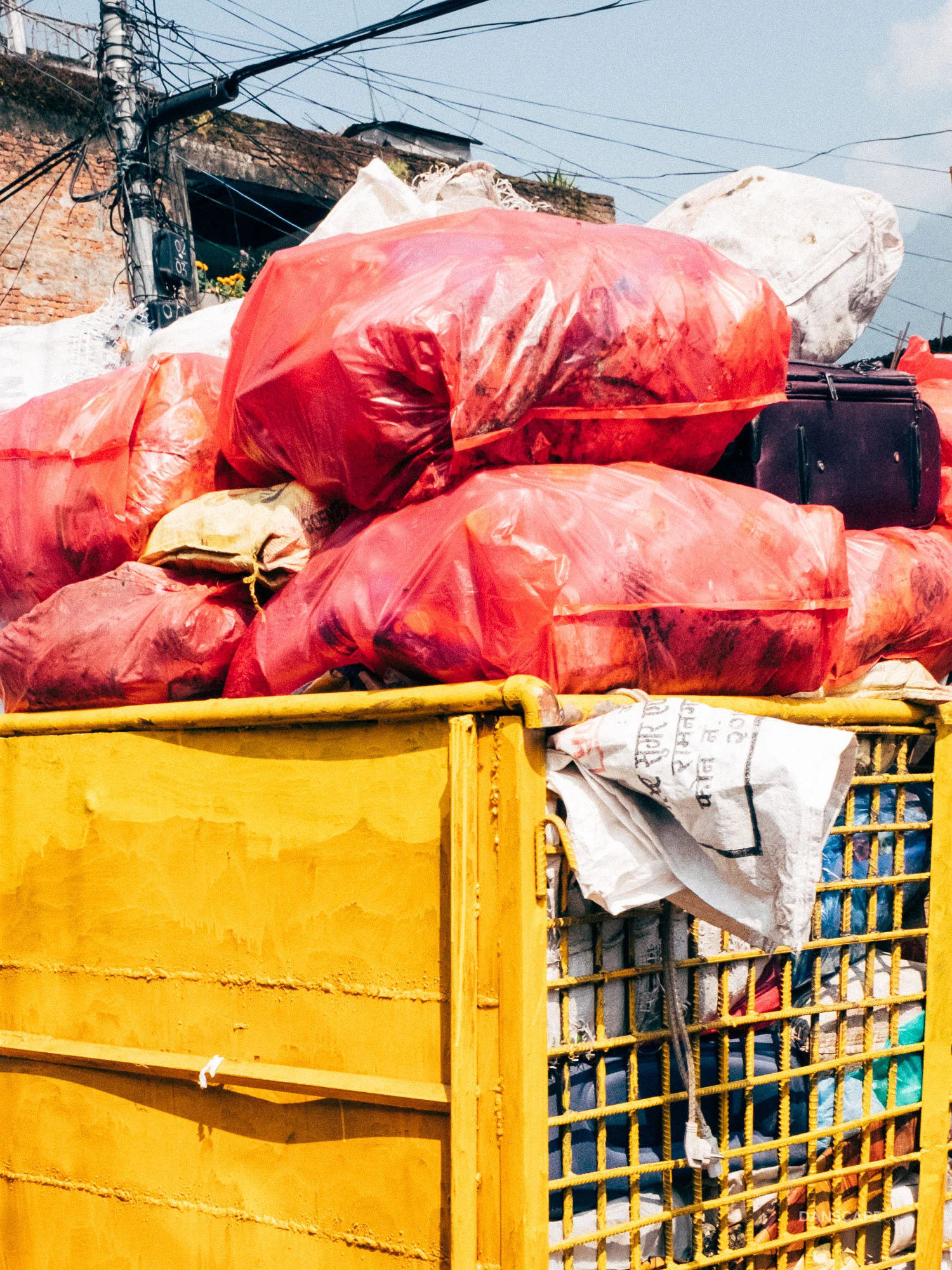 Trash Transport Besisahar