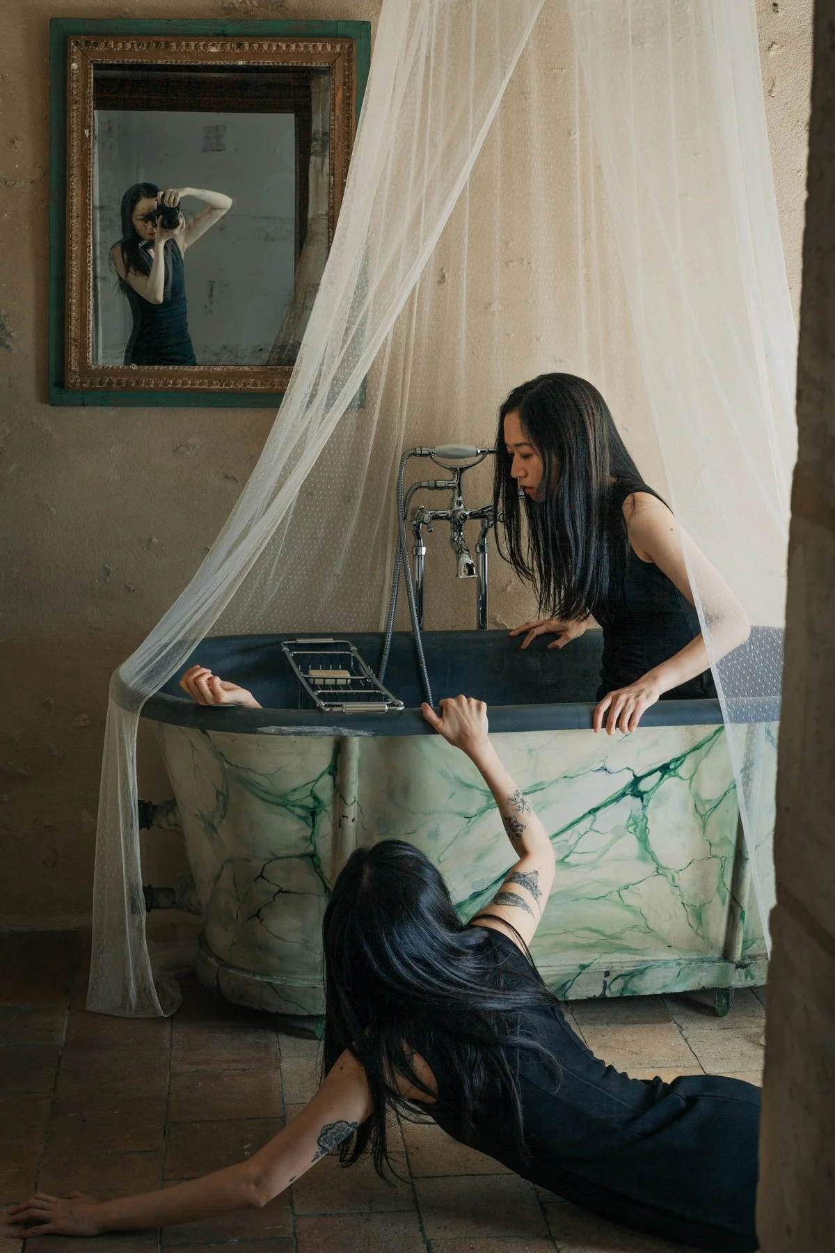 END OF THE PARTY 2 Inkjet-print. 2020. 40 x 60 cm