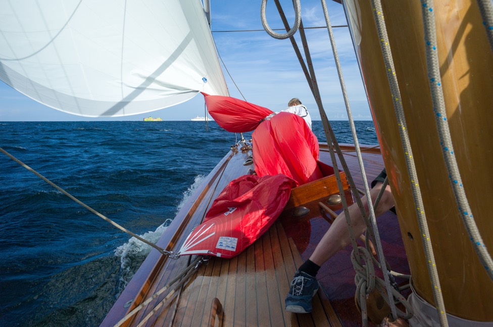 Hoisting the Spinnaker