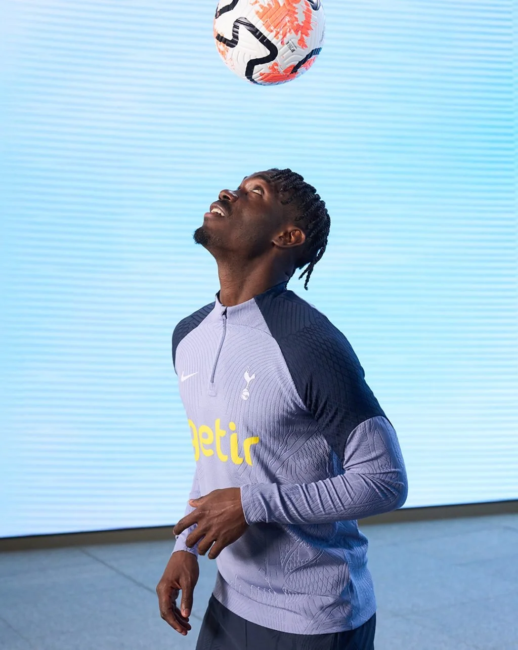spurs-2023-24-kit-launch-gallery-7-1080x1350-1-qmi34rz60x91iudlxr78s1dv108hdxp3mlz3ougvn6.jpg