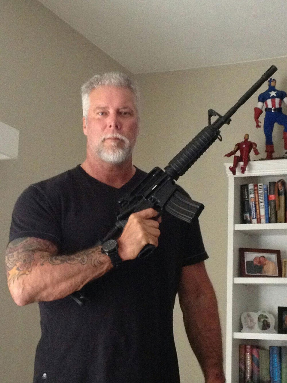 Kevin-Nash-big-gun.jpg