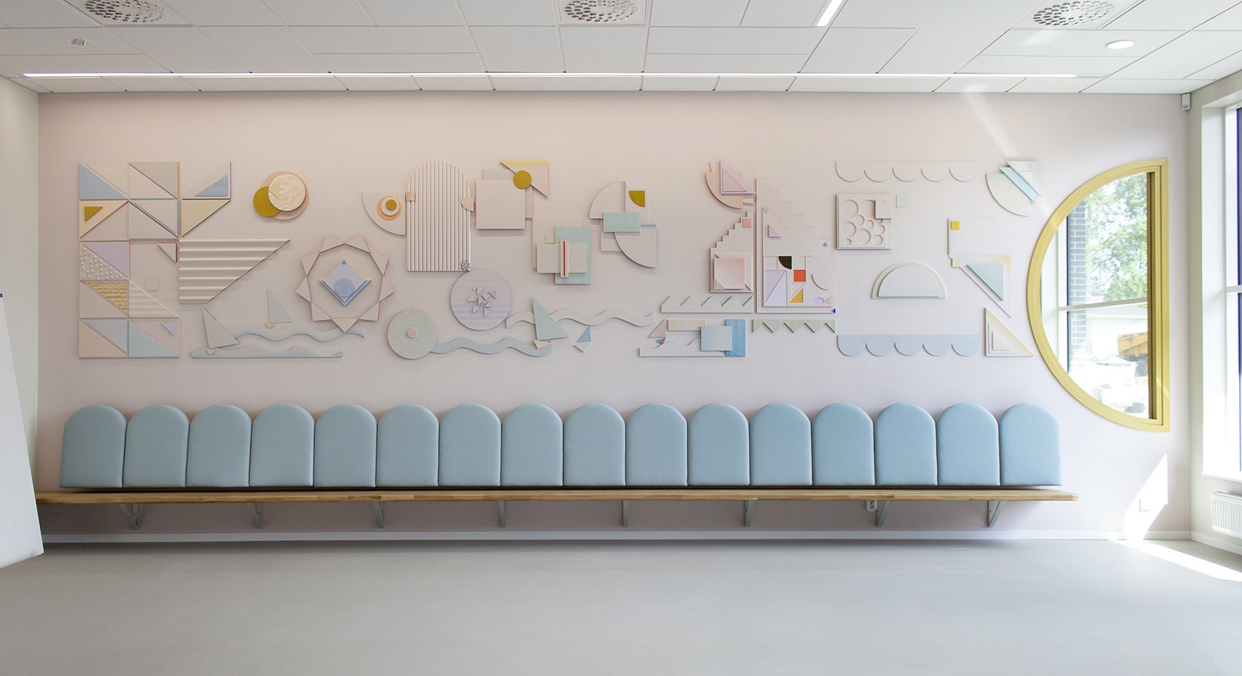 Geometric Stories_Fyllinge School_2023_painted mdf and wood on 7m long wall_Public commission_AlexandraSeverinsson_1MB.jpg