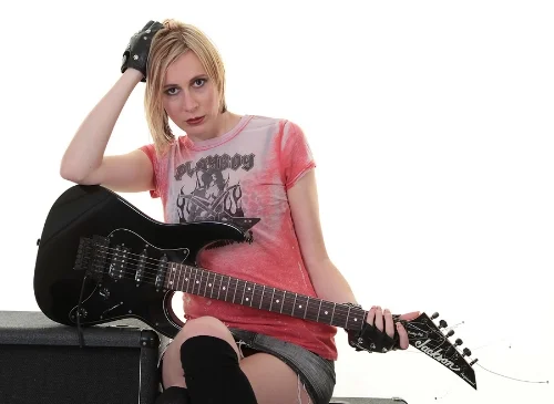 Holly 1.jpg